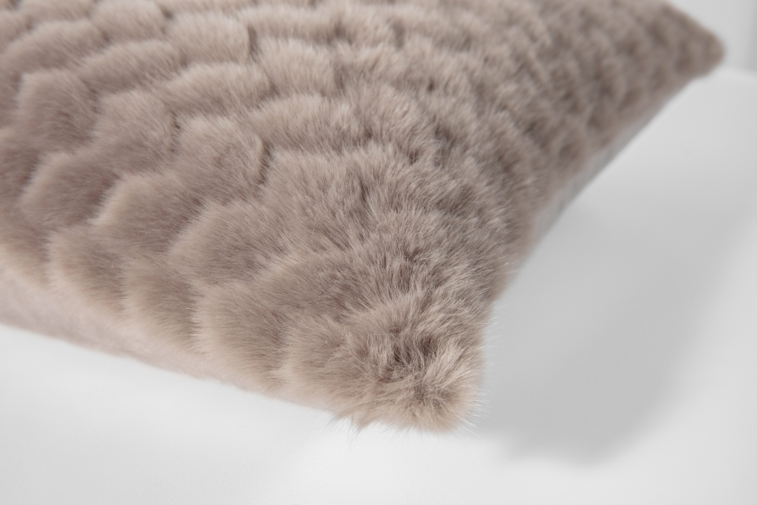 Magma Heimtex Kissenhülle MINK ca. 50x50cm in Farbe taupe