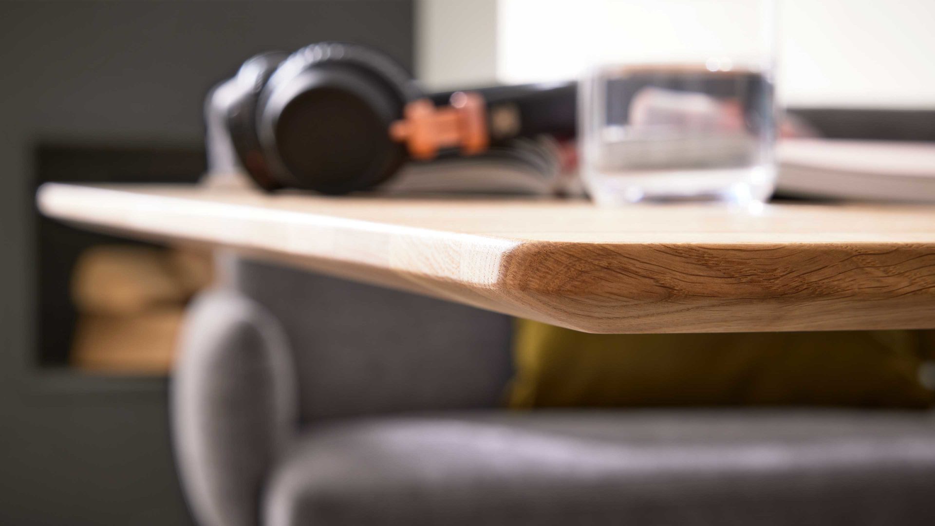 Interliving Esstisch IL 5105 ca. 200x100cm in Charakter-Eiche massiv geölt Interliving Esstisch IL 5105 ca. 200x100cm in Charakter-Eiche massiv geölt, Holz, Tabelle, Sperrholz, Innenarchitektur, Elektronik