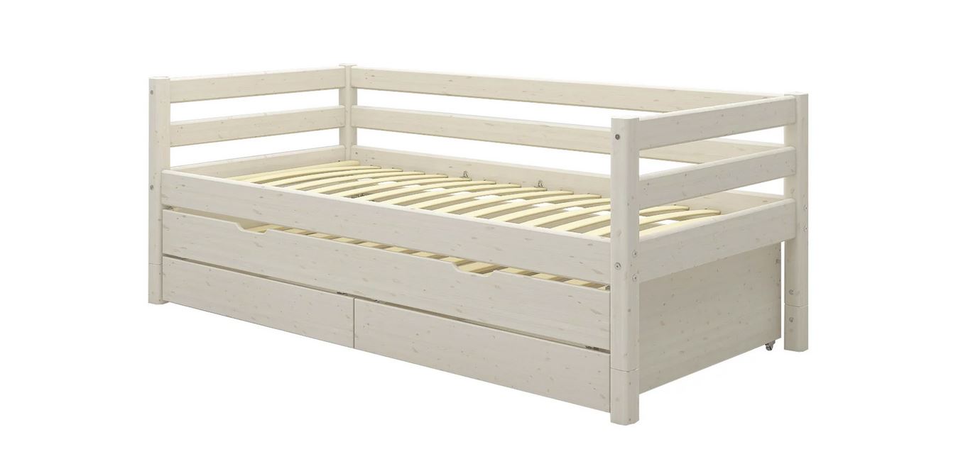 Flexa Bett in weiß lasiert