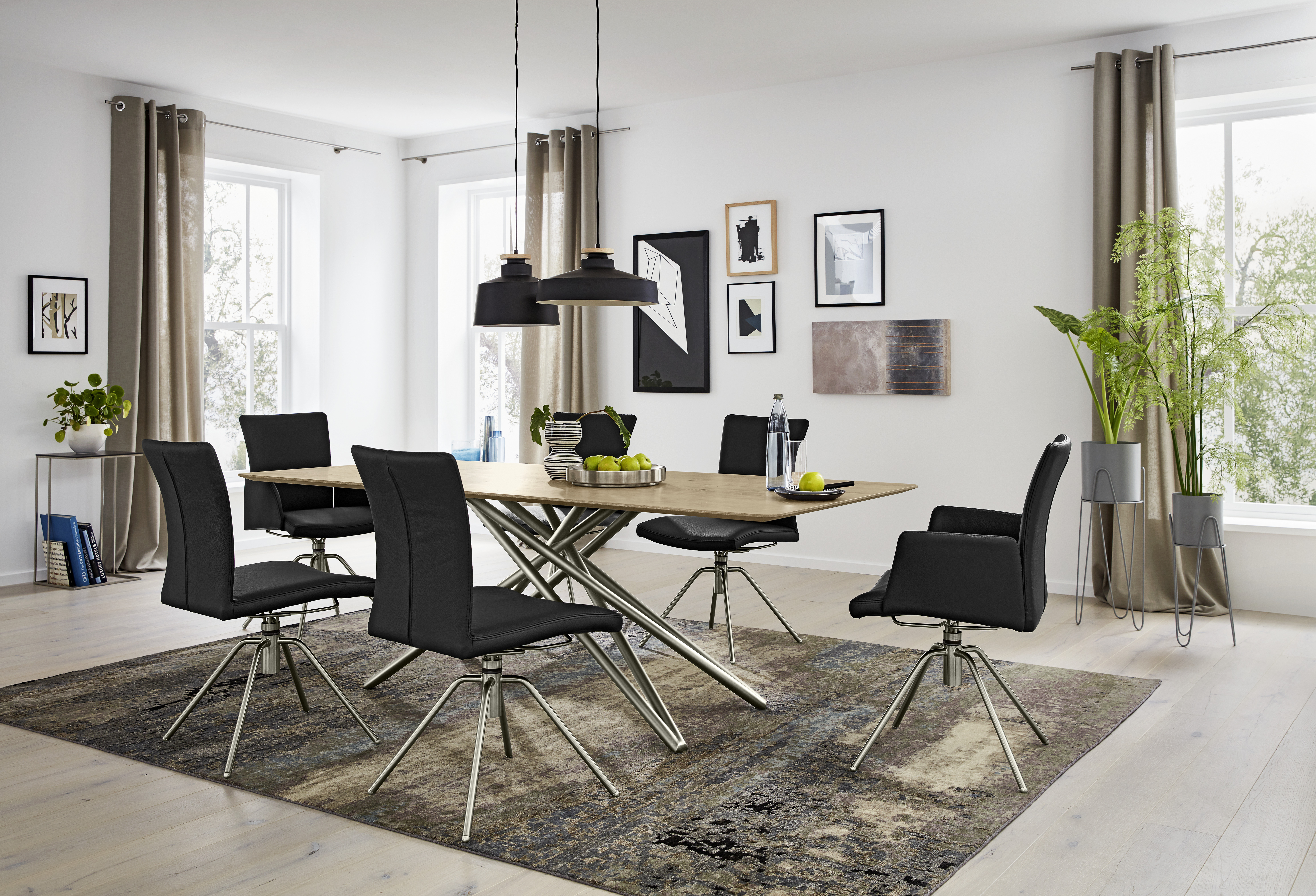 Musterring Stuhl Helmond, Leder Toledo nero, Gestell Edelstahl matt, frehbar, ca. B: 52 H: 91 T: 58 cm
