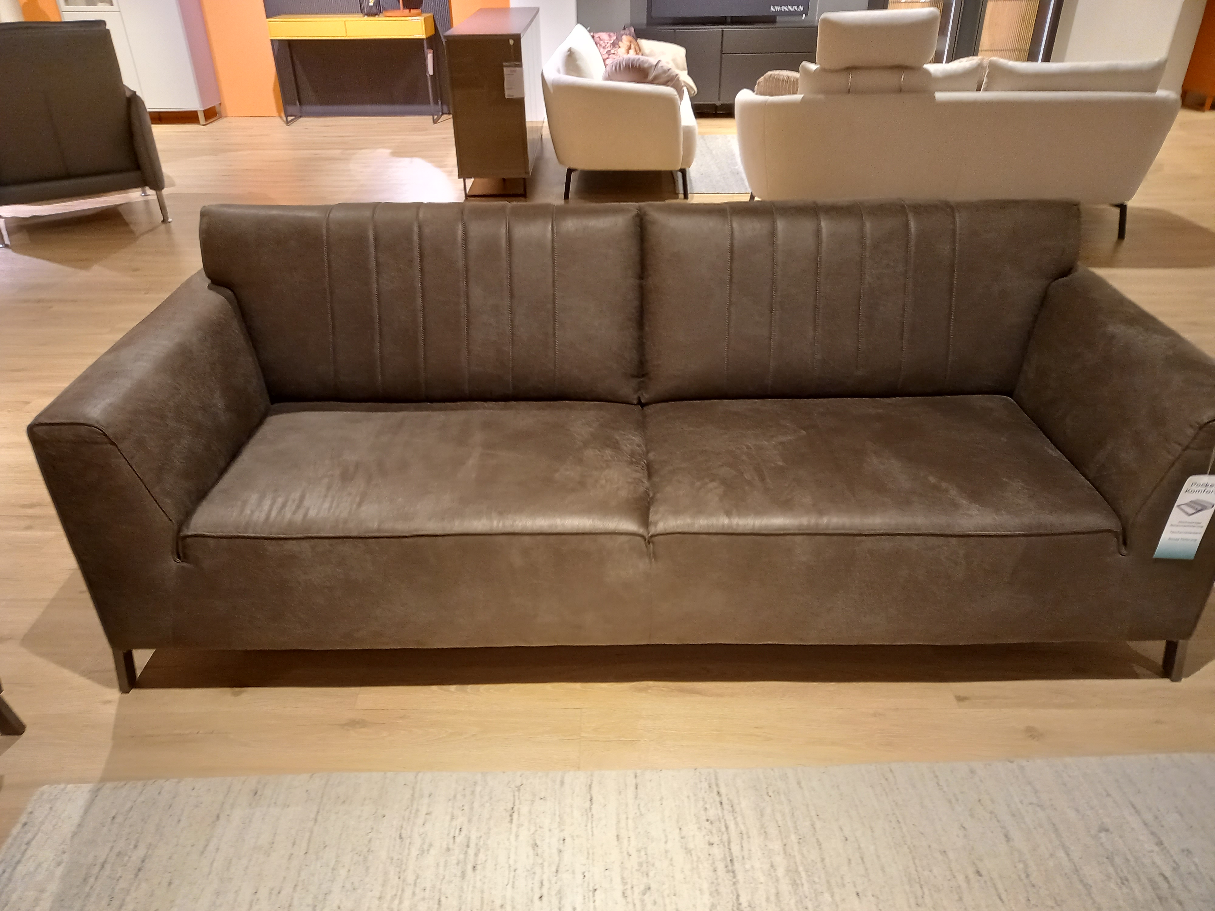 Garnitur ZEMBLA in Stoff Secilia anthrazit Gr.1, Zweisitzer-Sofa, braunes Polster, Stoffbezug, vertikale Steppung, Metallfüße