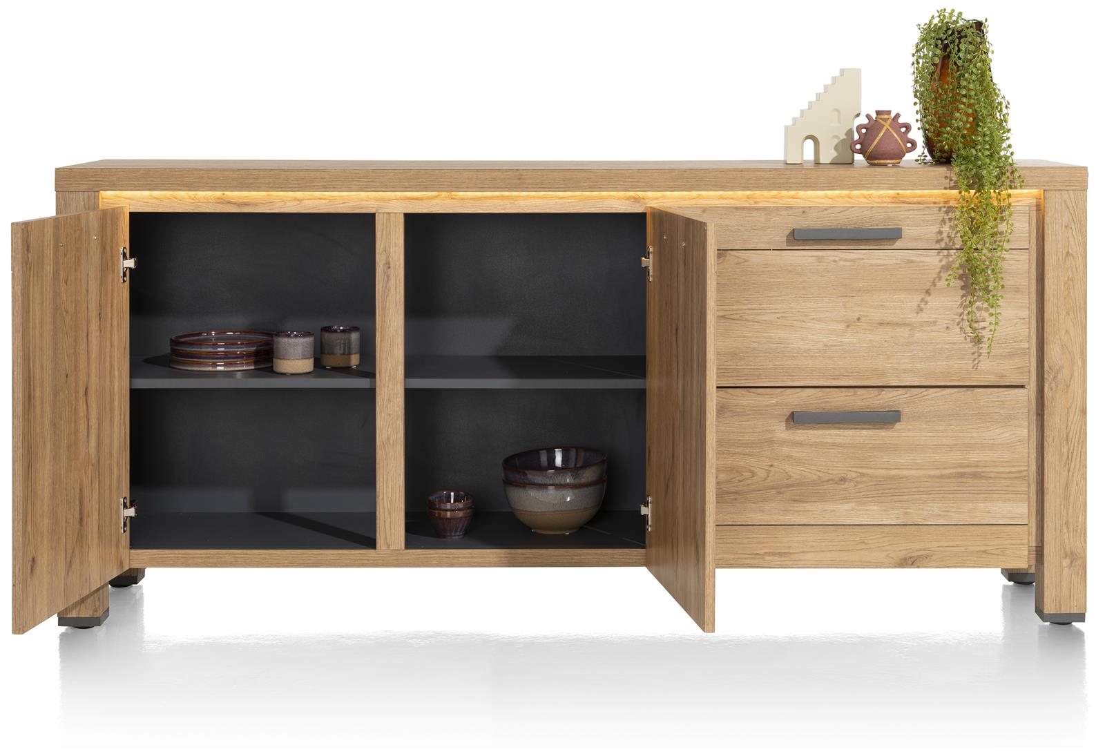 Henders & Hazel Sideboard DELMONTE ca. B190 H85 T42 cm in Eiche natur furniert Henders & Hazel Sideboard DELMONTE ca. B190 H85 T42 cm in Eiche natur furniert