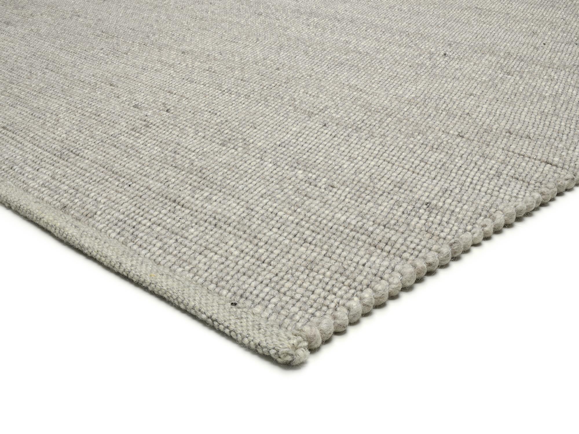 Interliving Handweb Teppich IL L-9000 in 446 silber Interliving Handweb Teppich IL L-9000 in 446 silber, Teppich, Vorbord, Grauer Teppich, Garn-Teppich, Knotenteppich