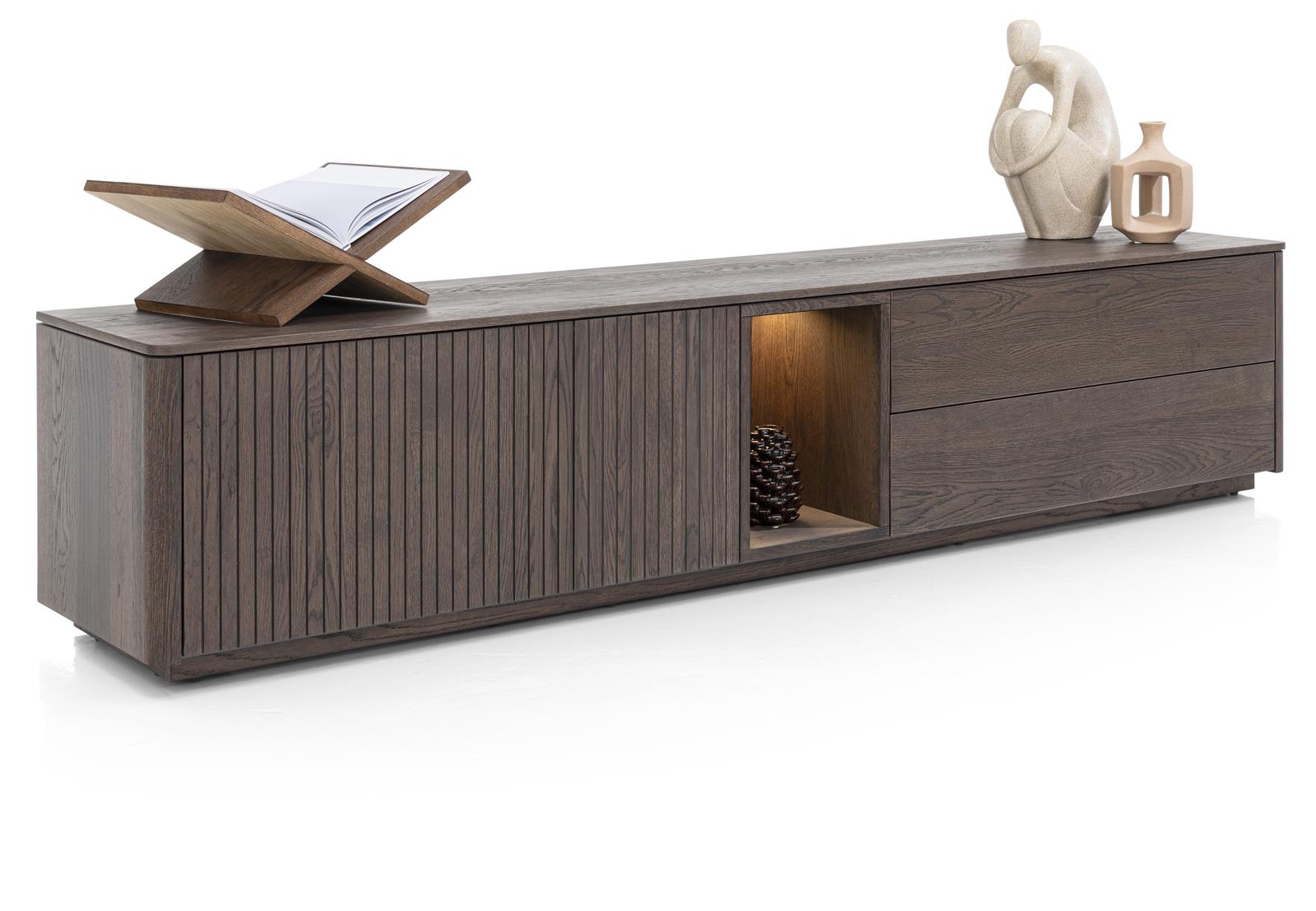 XOOON Lowboard TRENTON ca. B210 H45 T42 cm in Eiche furniert clay, Sideboard, Medienkonsole, Holzschrank, braune Oberfläche, offene Nische