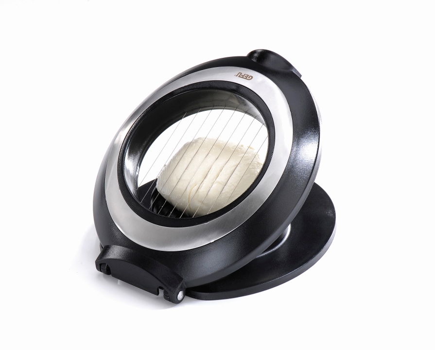 GEFU Mozzarellaschneider TOSCANA in Farbe schwarz/silber, Kühlteller, Kuchenform, Dampfreinigung, Backzubehör, Kuchenpfanne