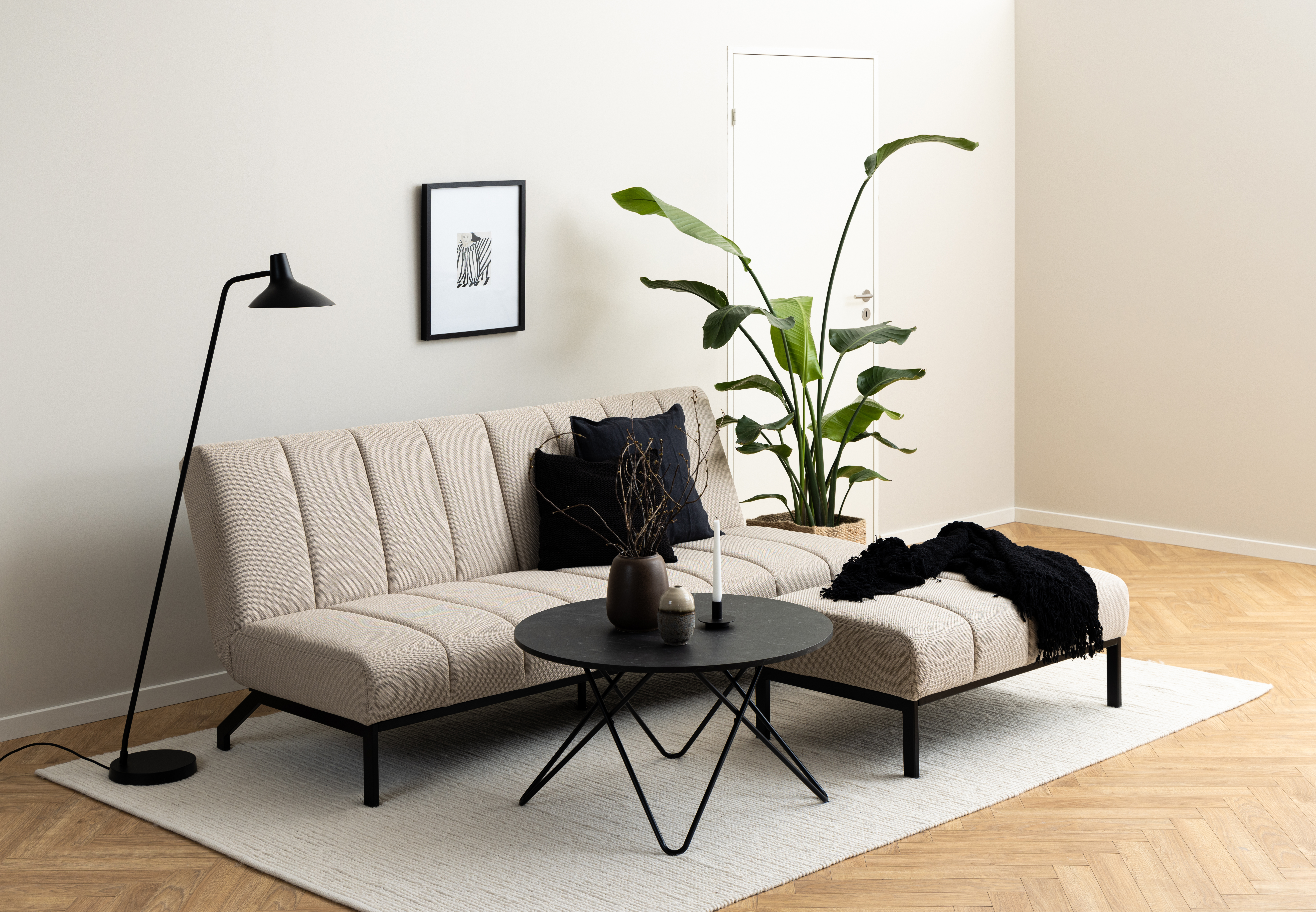 Actona Couchtisch WYRE Ø ca. 80cm in Marmor Izmir schwarz/schwarz matt