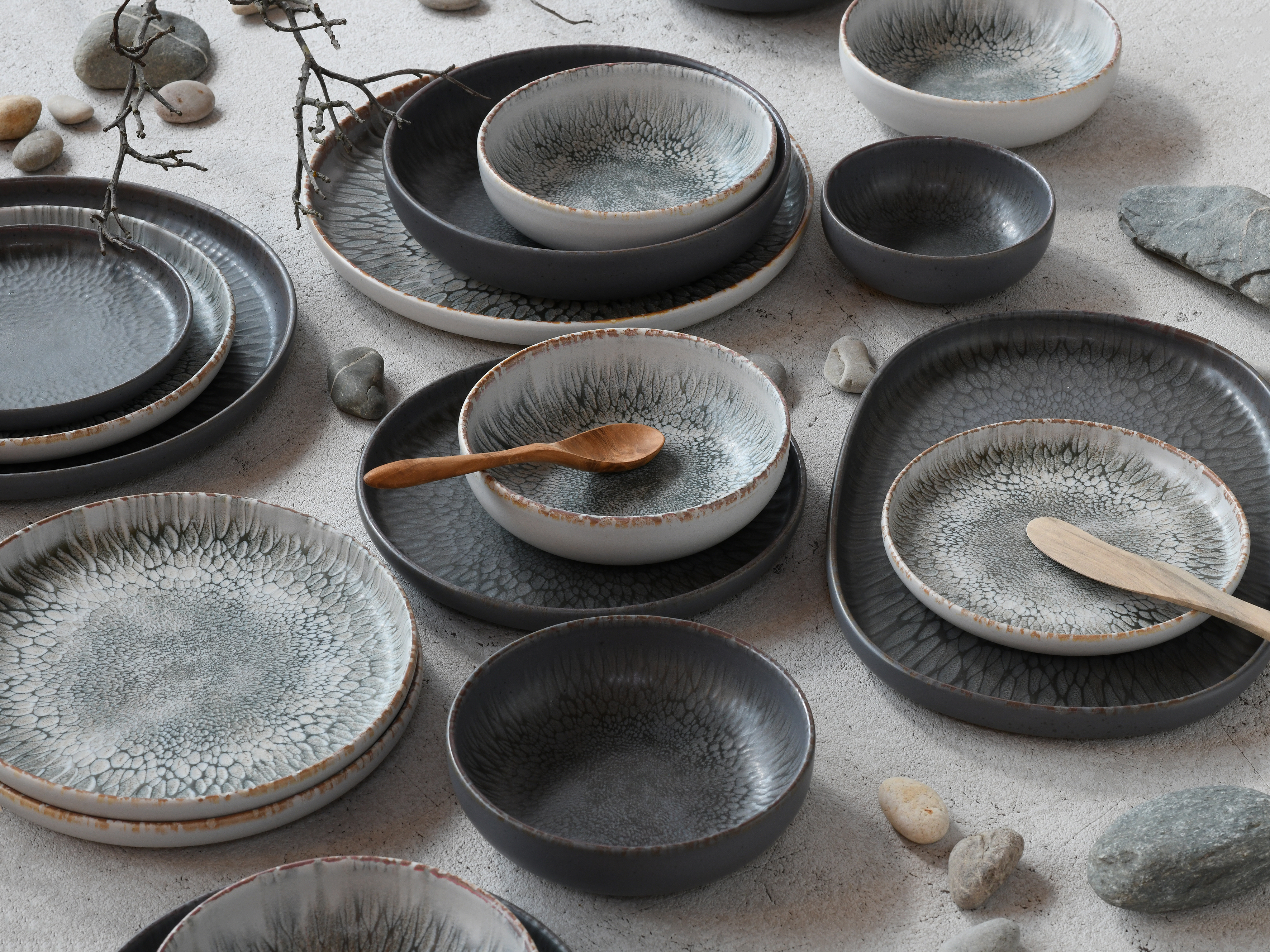 CreaTable Dipschale Uno in Farbe Volcano Light seidenmatt