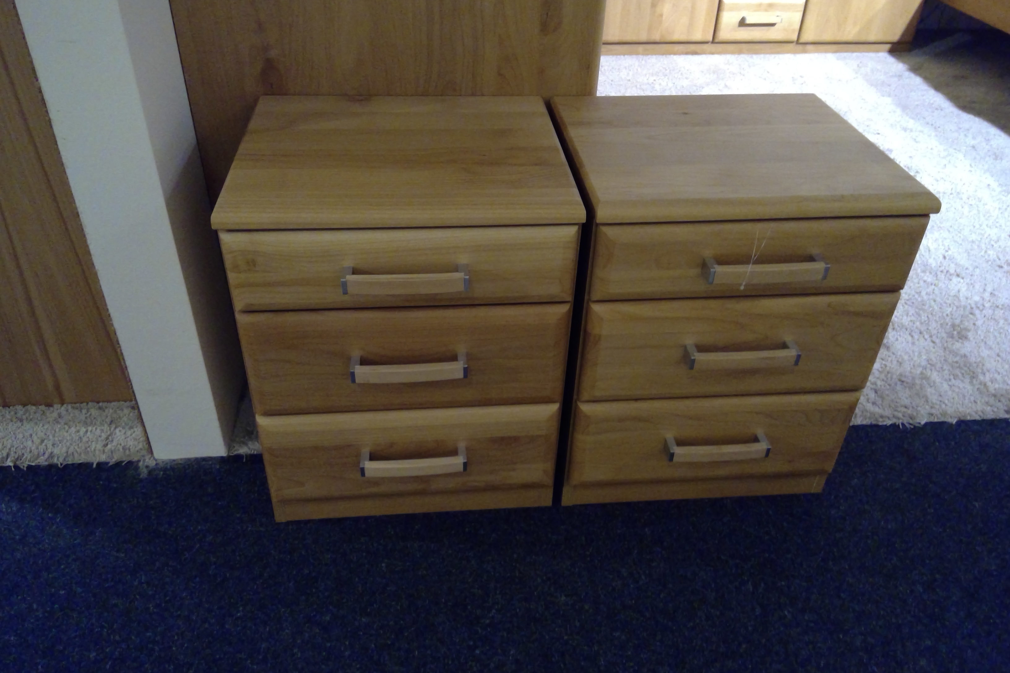 Nachtschrank 2er Set in Erle teilmassiv/Nachbildung