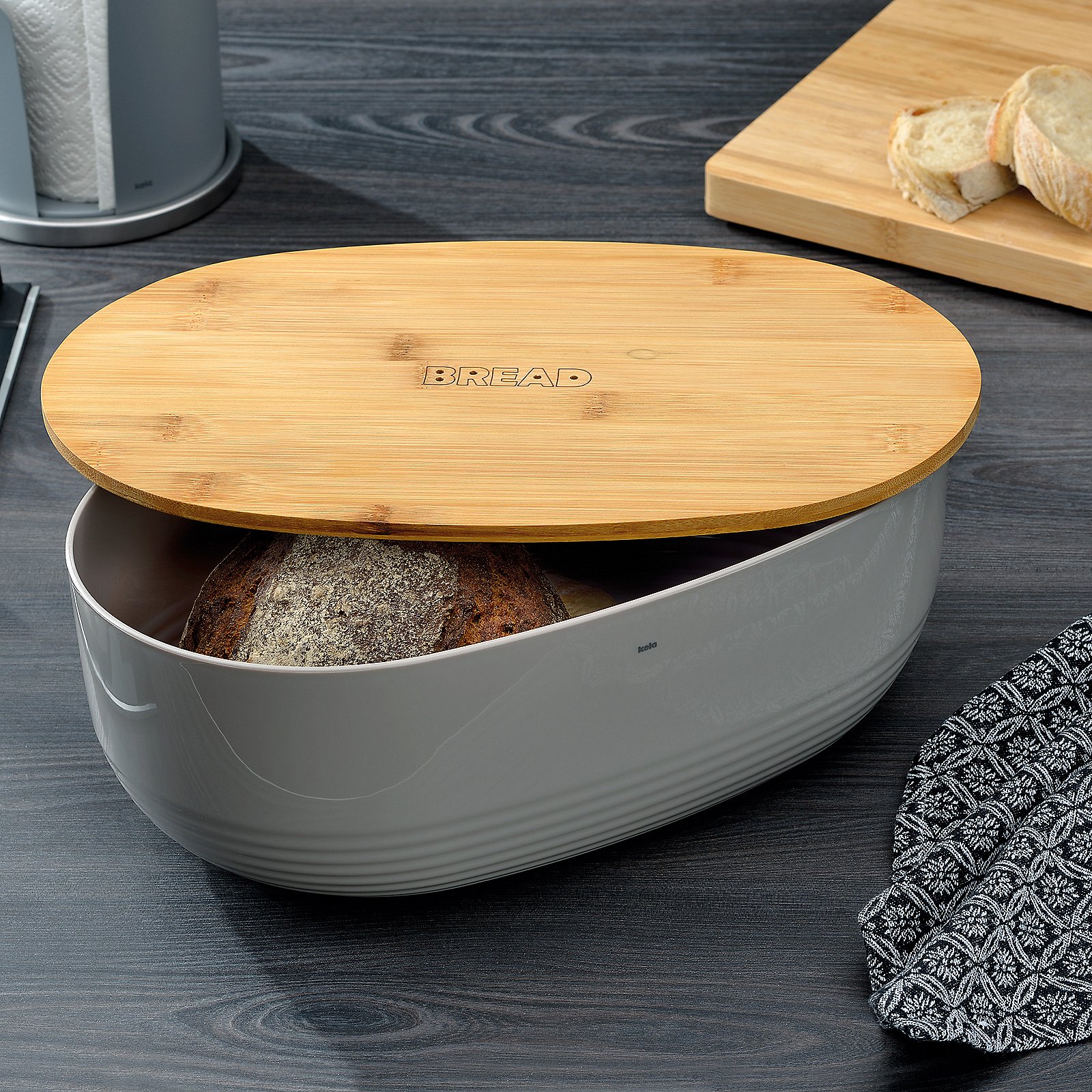 Kela Brotkasten NAMUR in Farbe Weiß, Brotkasten, Brotbox, Holzdeckel, Metallbehälter, Frischhaltung