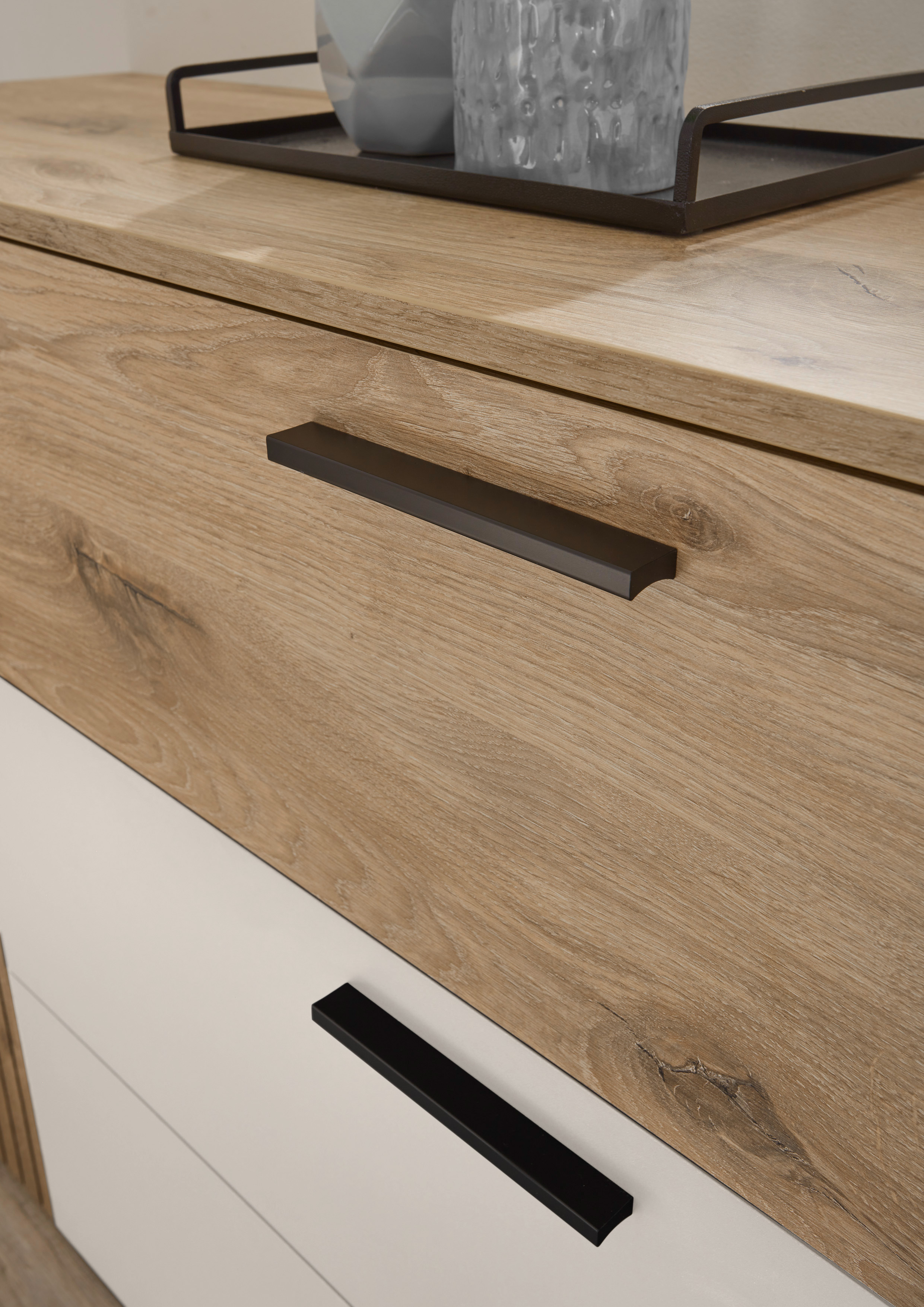 Kommode in Viking oak hell/weiß