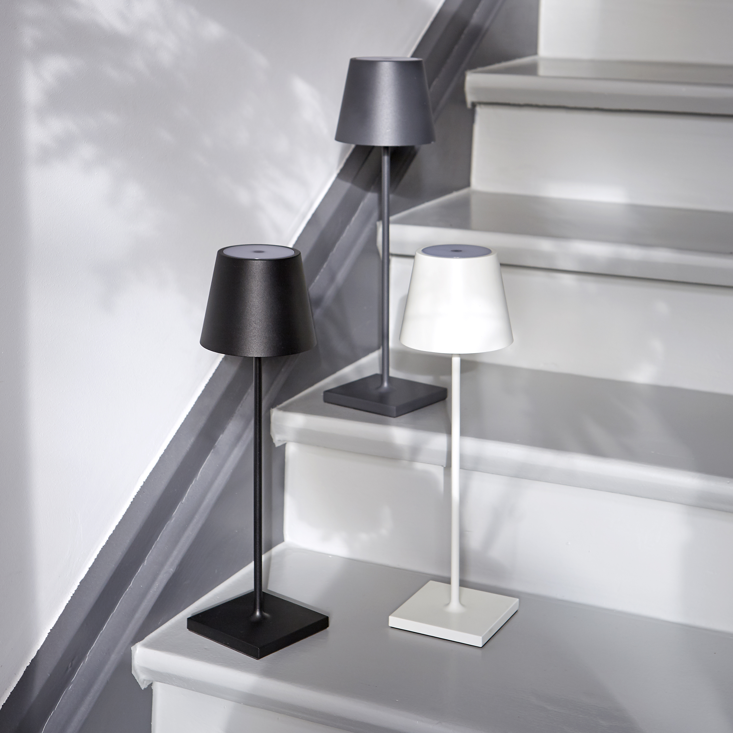 Sigor LED-Akku-Tischleuchte Nuindie in Farbe graphitgrau, dimmbar Sigor LED-Akku-Tischleuchte Nuindie in Farbe graphitgrau, dimmbar