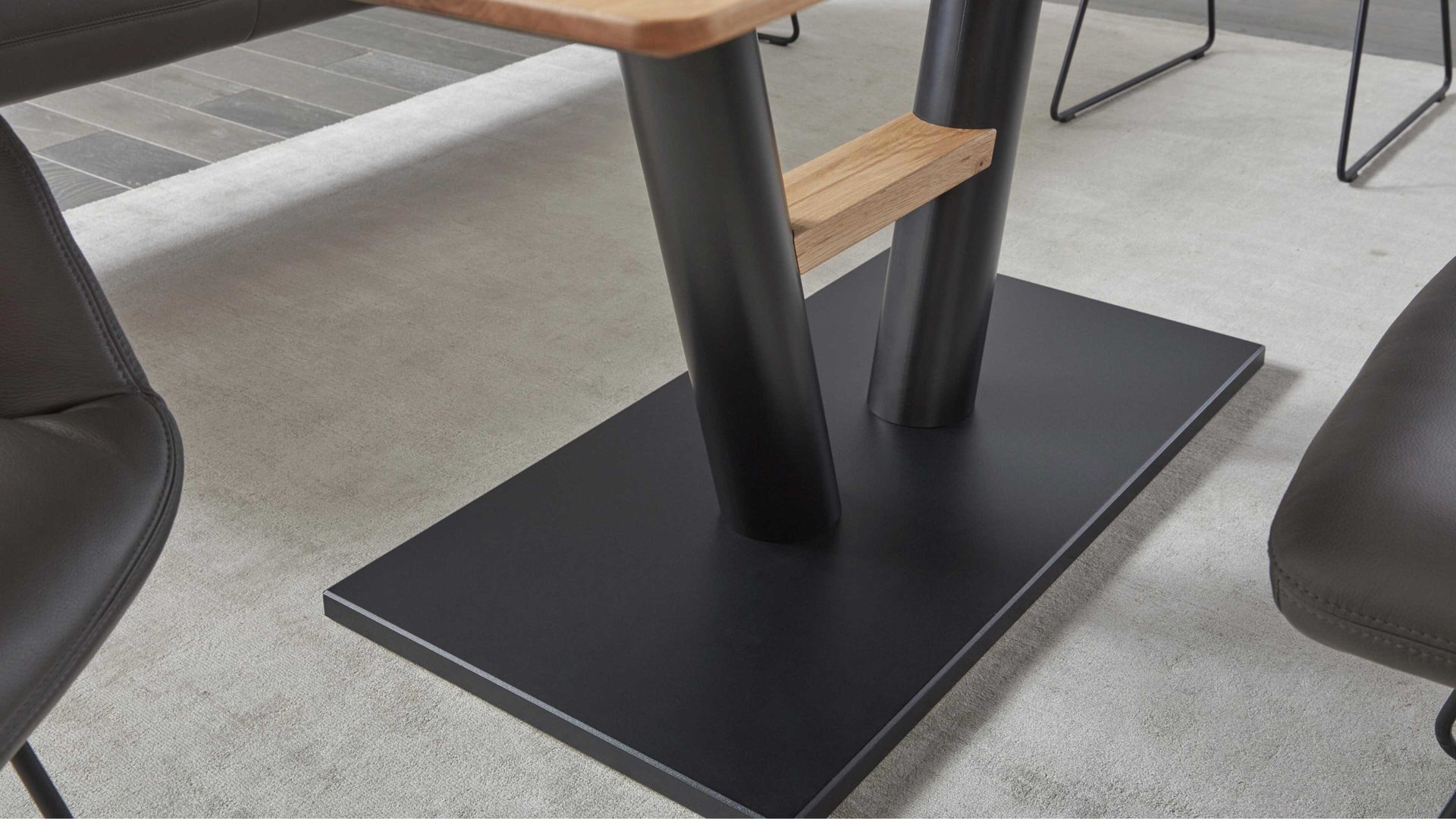 Interliving Esstisch IL 5105 ca. 200x100cm in Charakter-Eiche massiv geölt Interliving Esstisch IL 5105 ca. 200x100cm in Charakter-Eiche massiv geölt, Moebel, Tabelle, Tischplatte