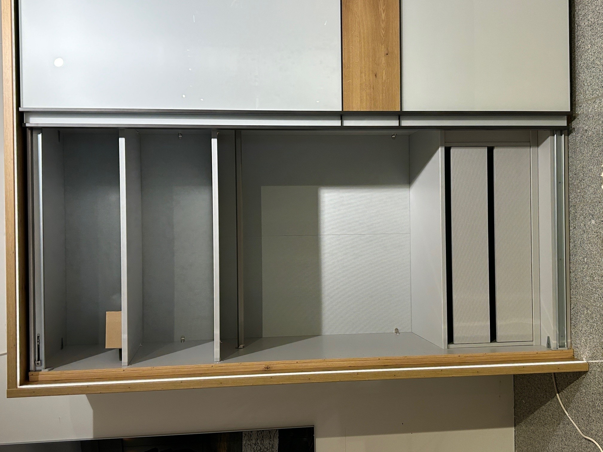 Musterring Schlafzimmer SALA B300 H217 T67 cm in **Bianco Eiche Nachbildung 333
