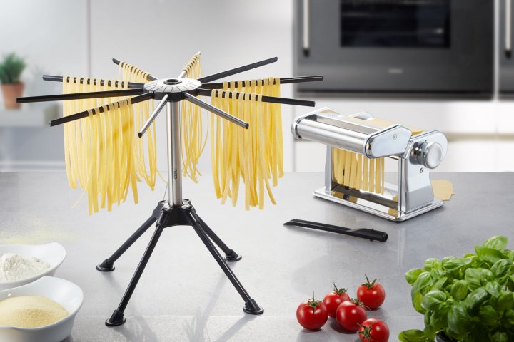 GEFU Pastatrockner DIVERSO in Farbe schwarz/silber, Nudelmaschine, Pastazubehör, Kochmaschine?, Spaghetti-Automat, Küchenhelfer