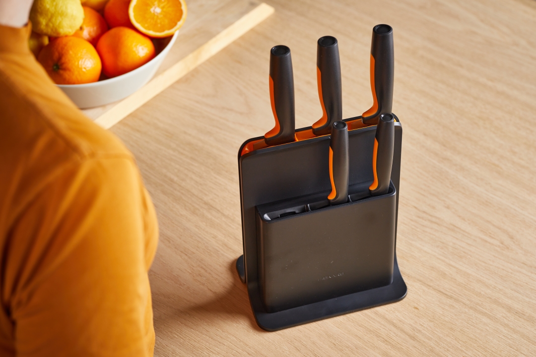 Fiskars Messerblock mit 5 Messern FUNCTIONAL FORM in Farbe Black