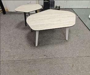 Interliving Beistelltisch INTERLIVING-6231 in Keramikplatte TA Travertin Interliving Beistelltisch INTERLIVING-6231 in Keramikplatte TA Travertin, Couchtisch, Holzoberfläche, rechteckig, grau, Standleitung?