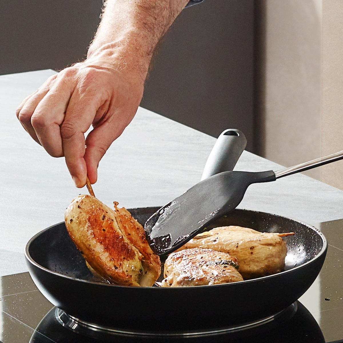Fissler Pfanne FISSLER ESSENTIAL B/H/T ca. 31x9x48,5cm in Grau Schwarz, bratf/chicken, pfanne, rohstoffe, gebraten, küchenwerkzeug