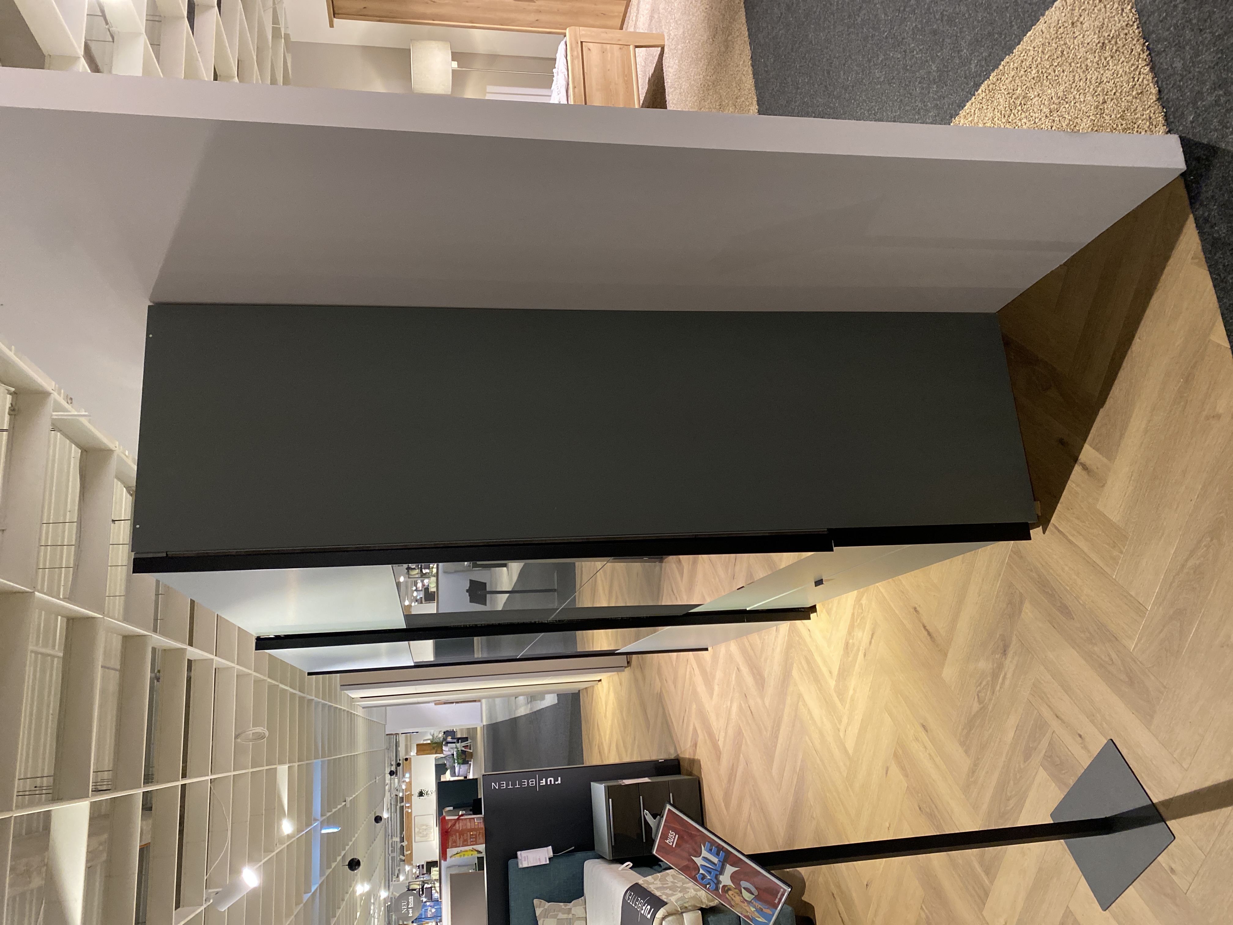 Schwebetürenschrank, Küchenschrank, hochglanz, schwarz, Schublade, innenraum