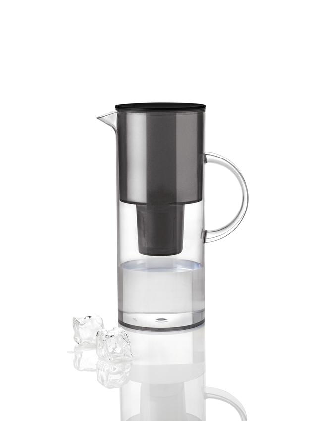 Stelton Wasserfilterkanne EM77 2l in Farbe smoke Stelton Wasserfilterkanne EM77 2l in Farbe smoke
