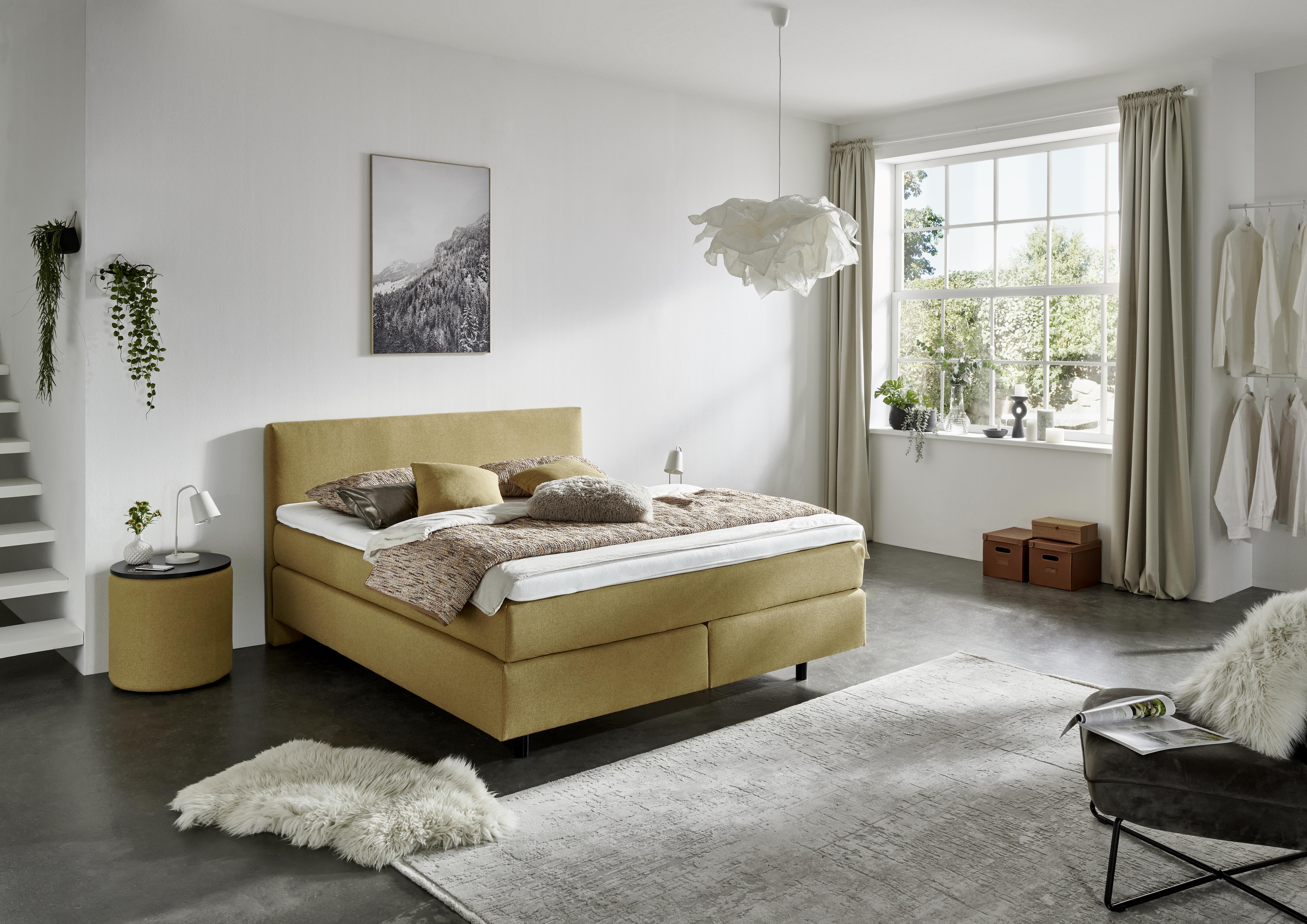 Modulmaster Boxspringbett OC-BX23163 Gelb, king-size bed, beige bed frame, linen curtains, neutral decor, rug visible