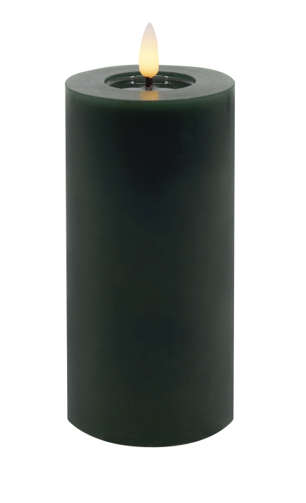 LED-Stumpenkerze WINTER in Grün L.C. Wholesaler LED-Stumpenkerze WINTER ca. Ø 7,5, H 15cm in green smooth, 7.15x15cm