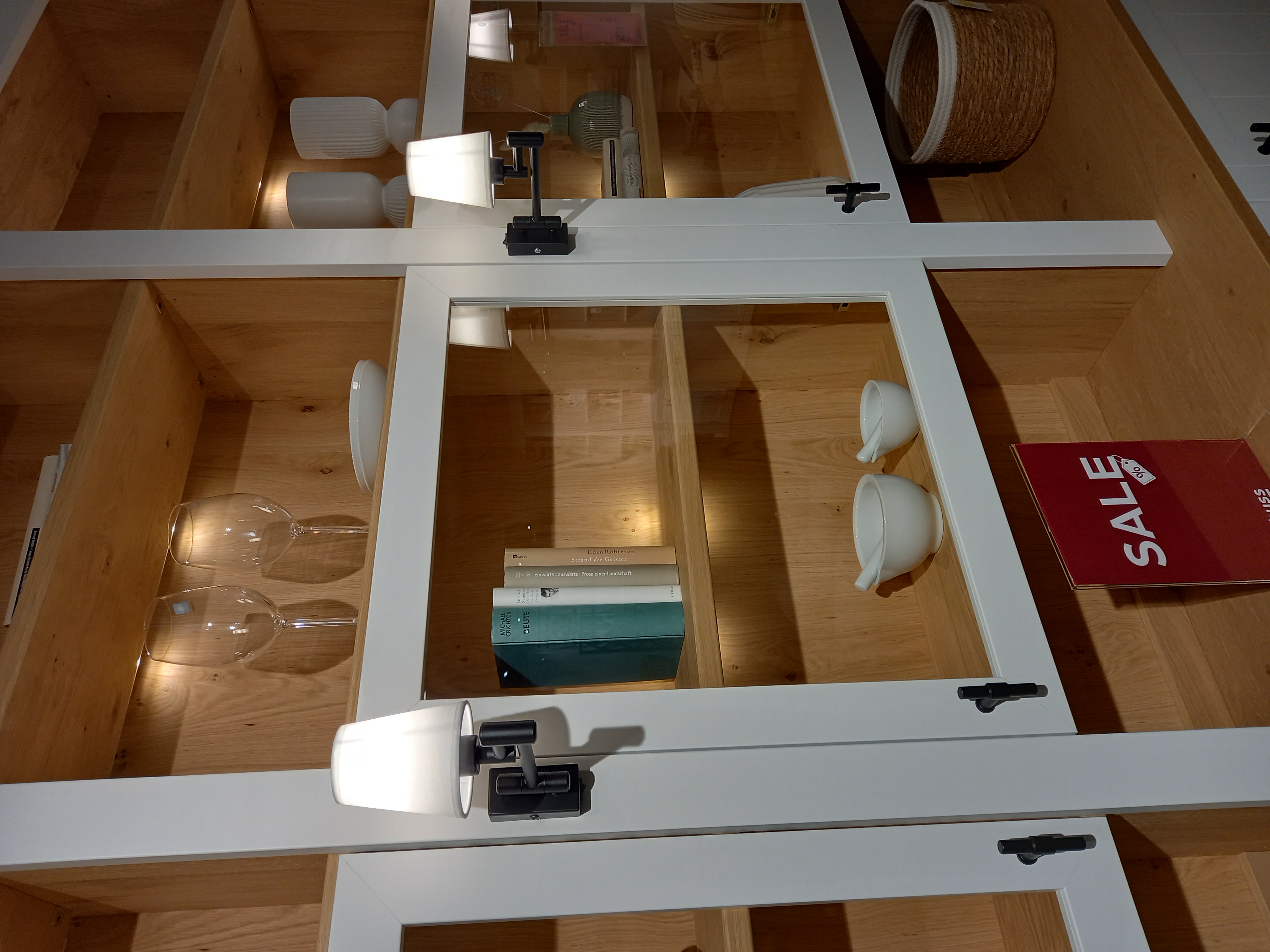 SCHÖNER WOHNEN-Kollektion Bücherwand VILAGE ca. B238 H266 T43/33 cm in weiß / Akzent Asteiche PG.1