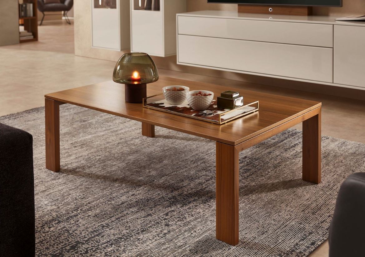 RMW Couchtisch VALEA ca. 120x75cm in Nussbaum Nova furniert RMW Couchtisch VALEA ca. 120x75cm in Nussbaum Nova furniert