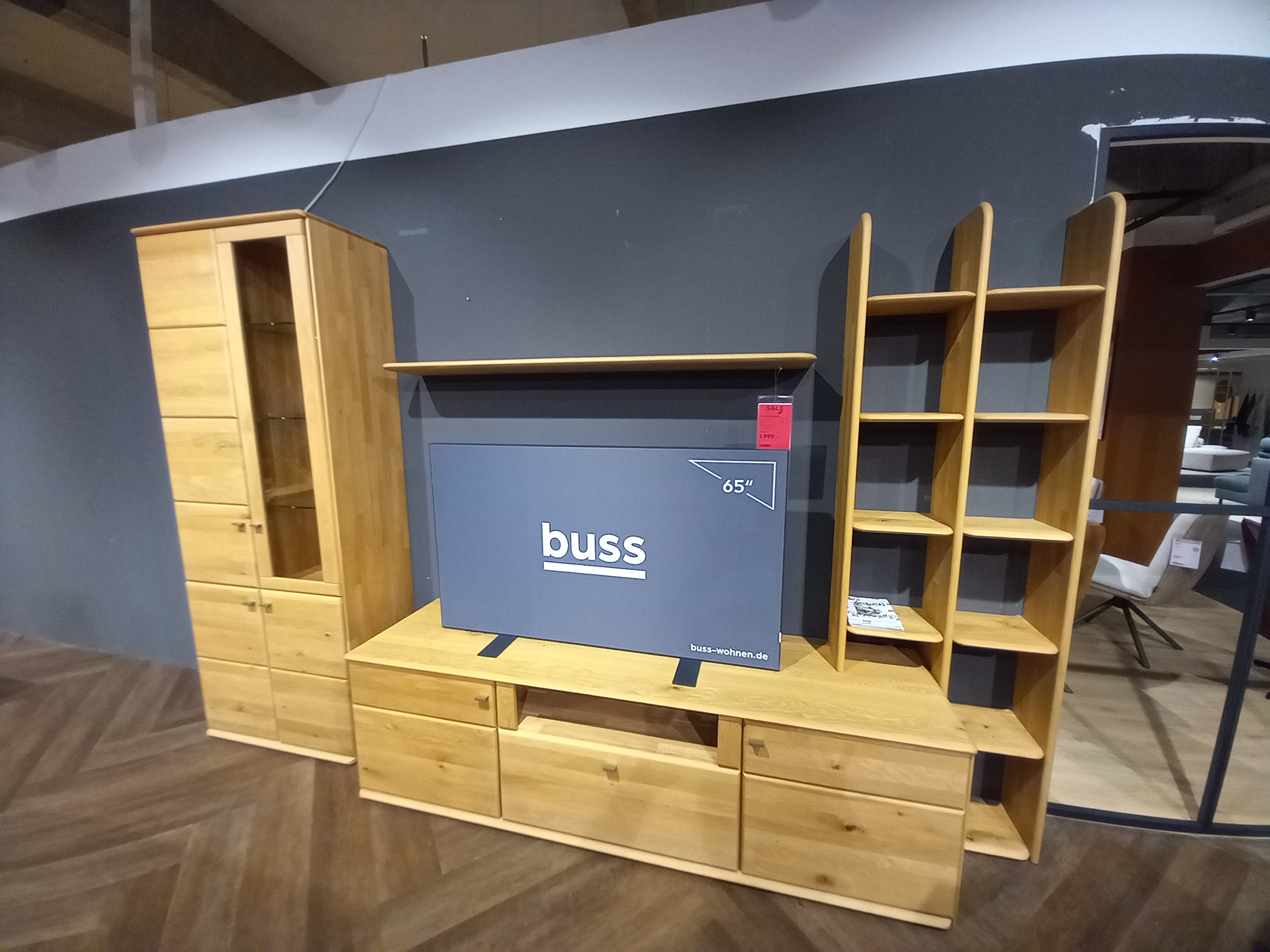 Interliving Wohnkombination IL 2028 in Wildeiche massiv soft geb., Wohnwand, Eichefarben, Holz, TV-Lowboard, Vitrine