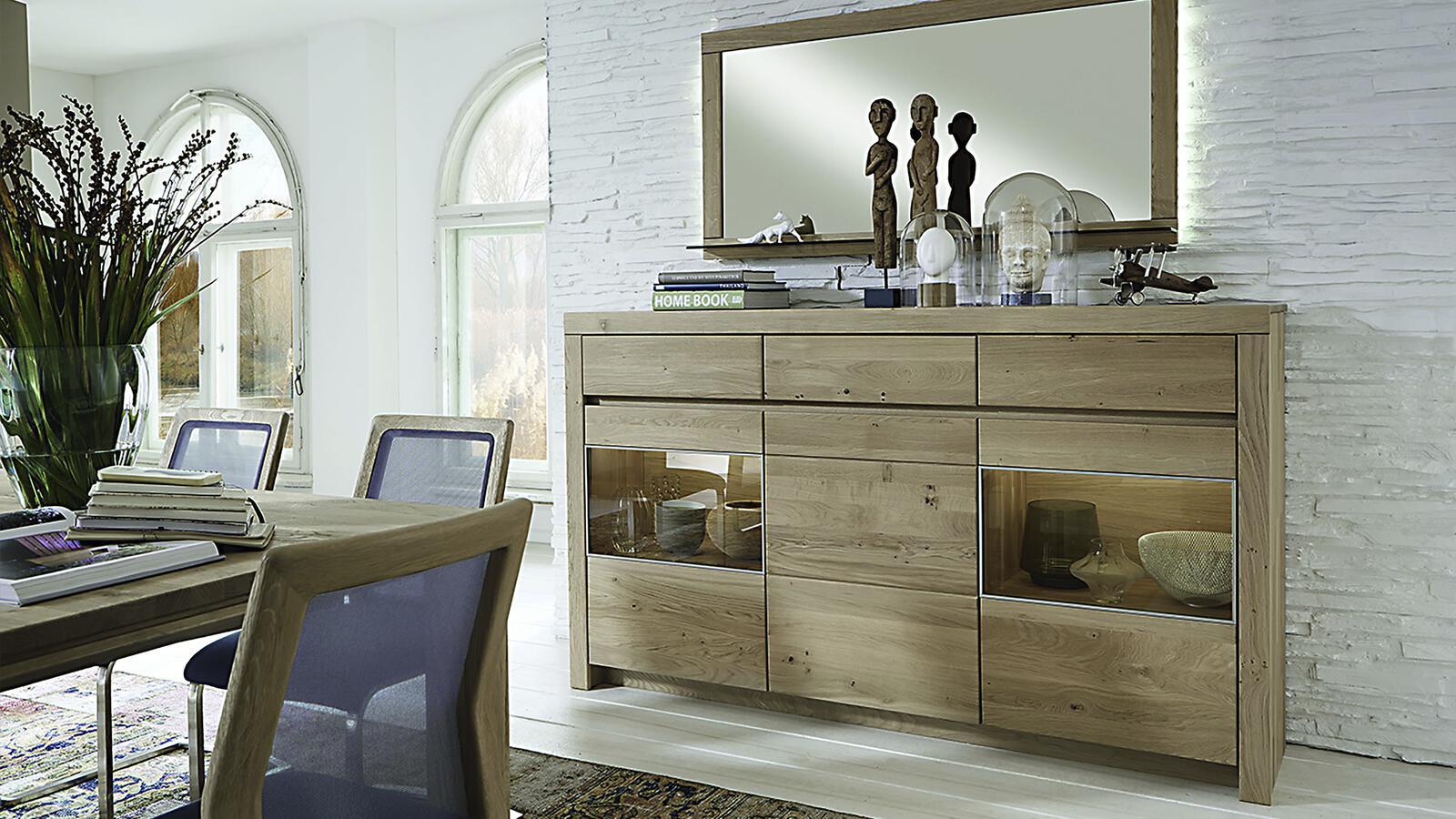 Wöstmann Highboard Soleo 3000, ca. 190 x 111 x 42 cm in europäische Wildeiche massiv soft gebürstet Wöstmann Highboard Soleo 3000, ca. 190 x 111 x 42 cm in europäische Wildeiche massiv soft gebürstet