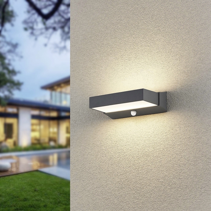 Trio LED-Wandleuchte CUANDO in anthrazit, Glas Kunststoff weiß