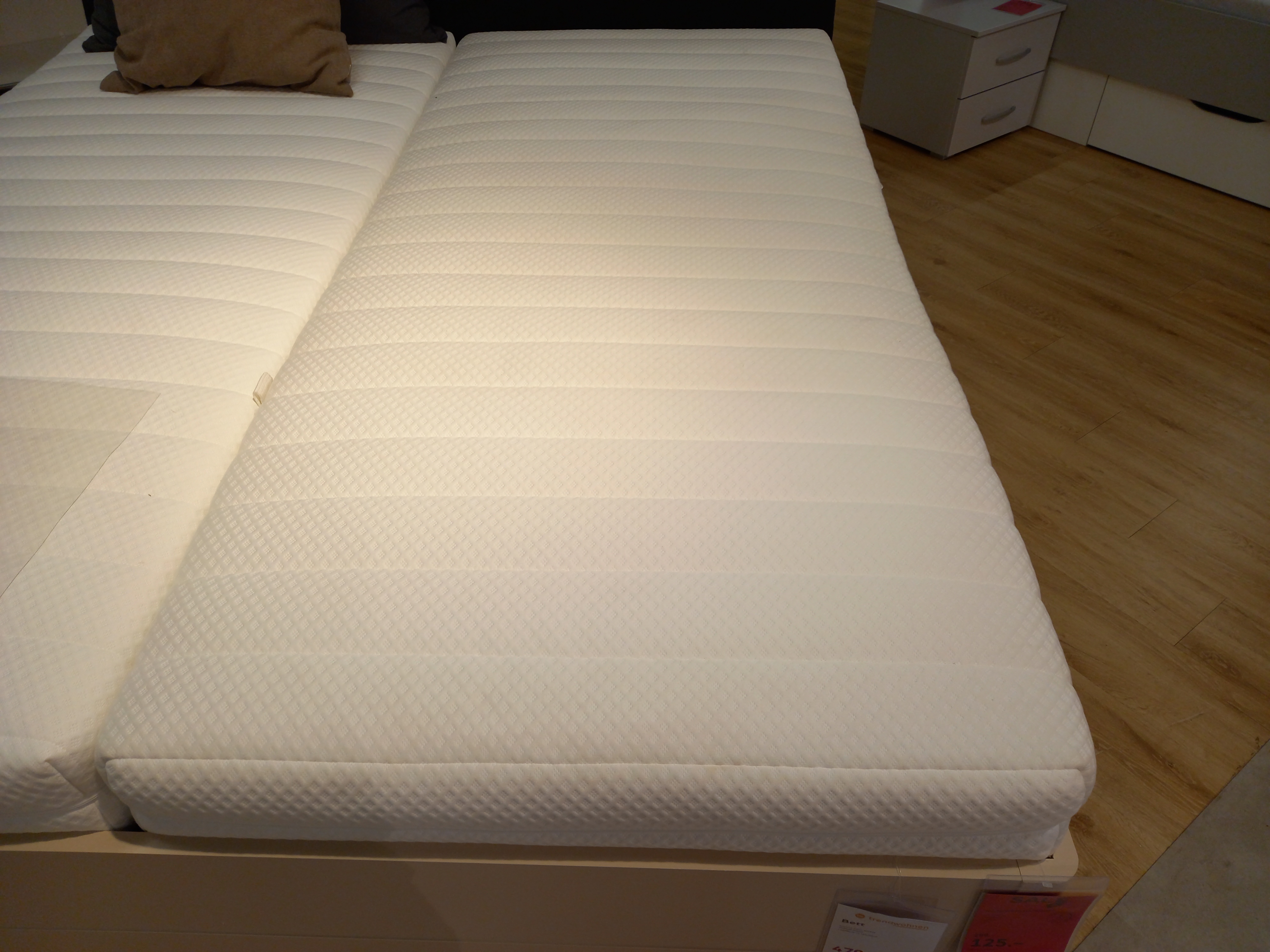 Taschenfederkernmatratze  in ca. 90x200cm, Matratze, weiß, Steppmuster, Doppelbett, Textilbezug