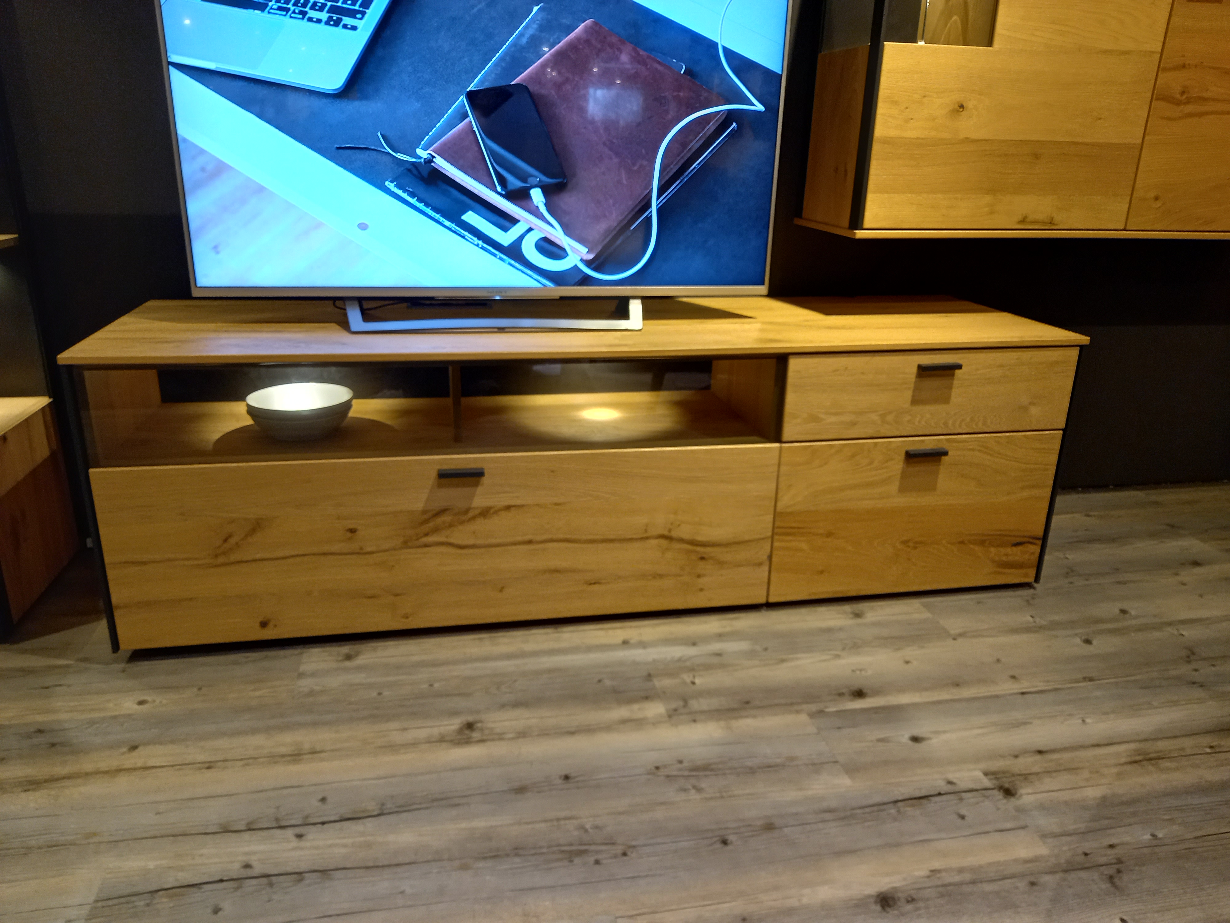 SCHÖNER WOHNEN-Kollektion Wohnkombination ANDRA, ca. 353 x 207 x 53 cm in Eiche rustico hell geölt, holzton, TV-Unterbau, Schrankwand, Holzplatten, Kabonetto?