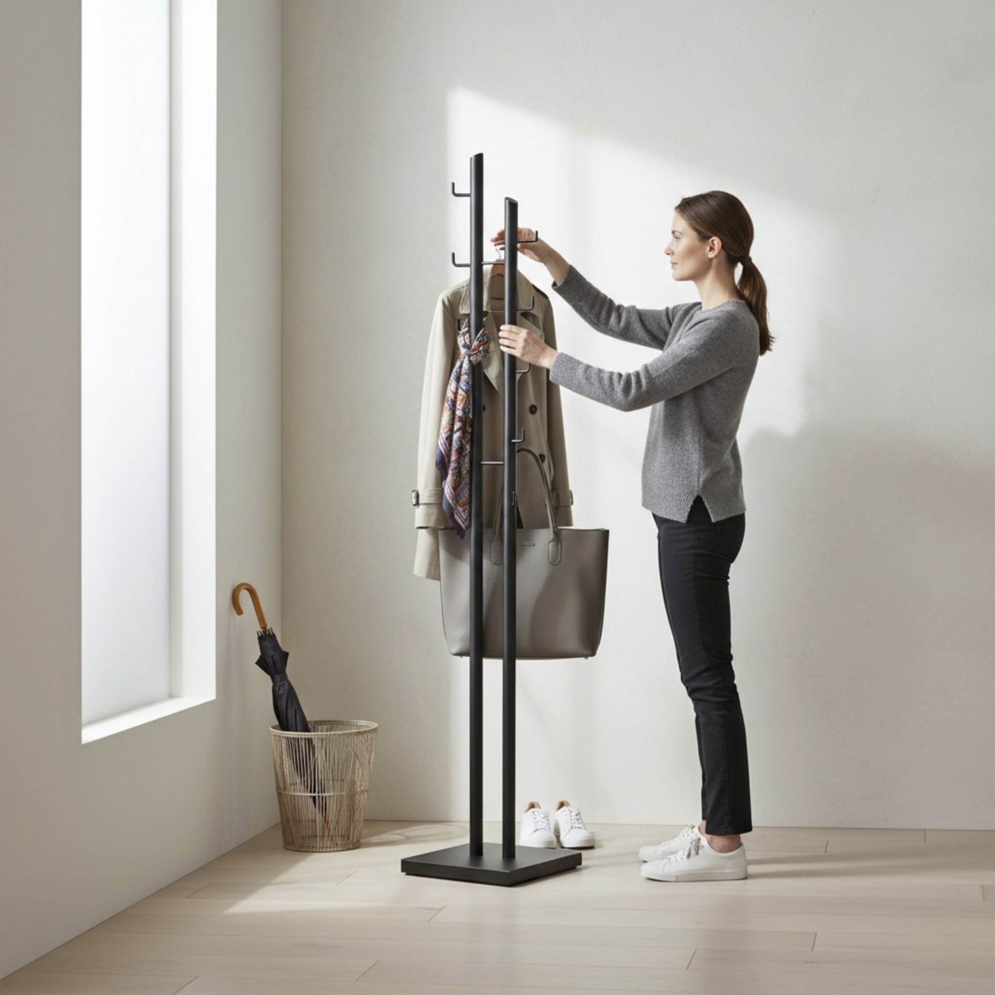 Haku Möbel Garderobenständer RUDI in Farbe Schwarz, Kleiderständer, Garderobe, Mantel, Tasche, Schuhe
