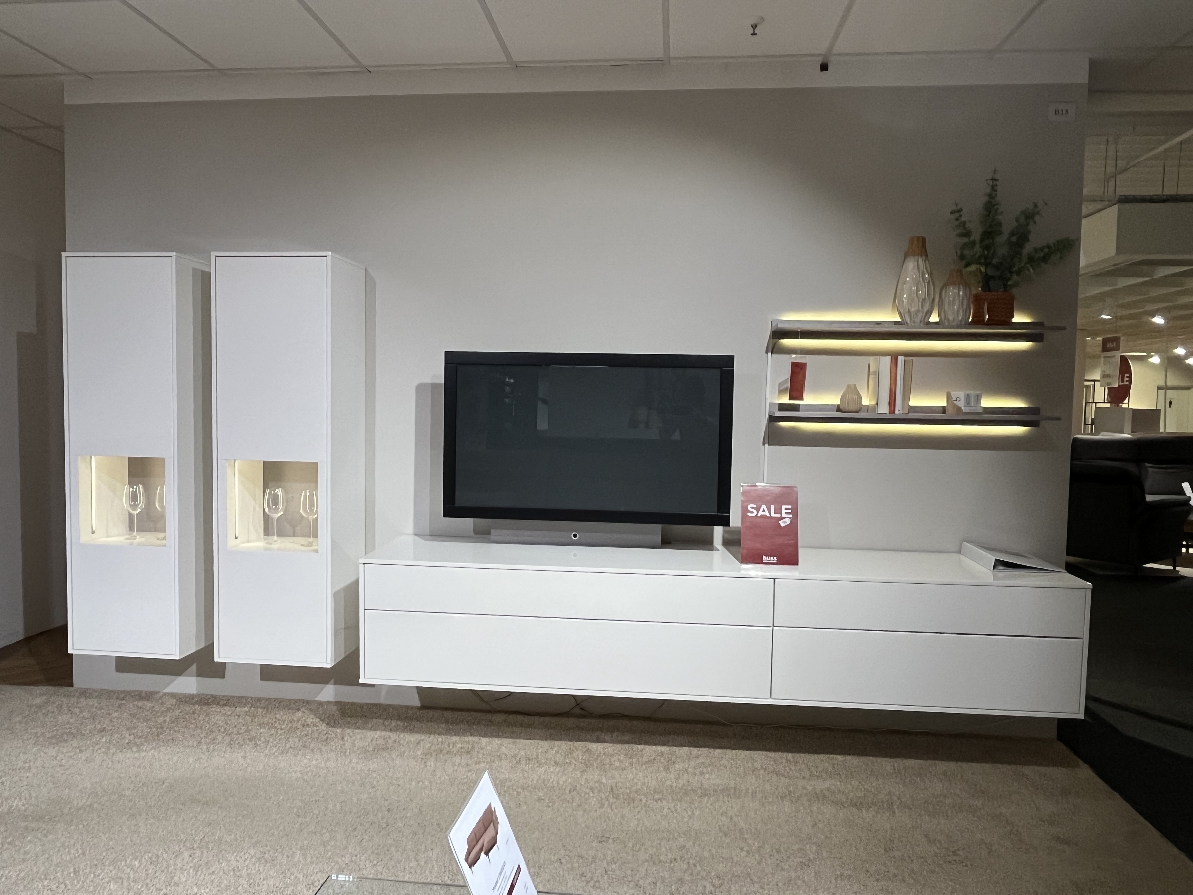 RMW Anbauwand VALEA VORSCHLAG 69494 in Front/Korpus Lack weiss, Computerausrüstung, Überwachen, Bildschirm, Innenarchitektur, Pflanze