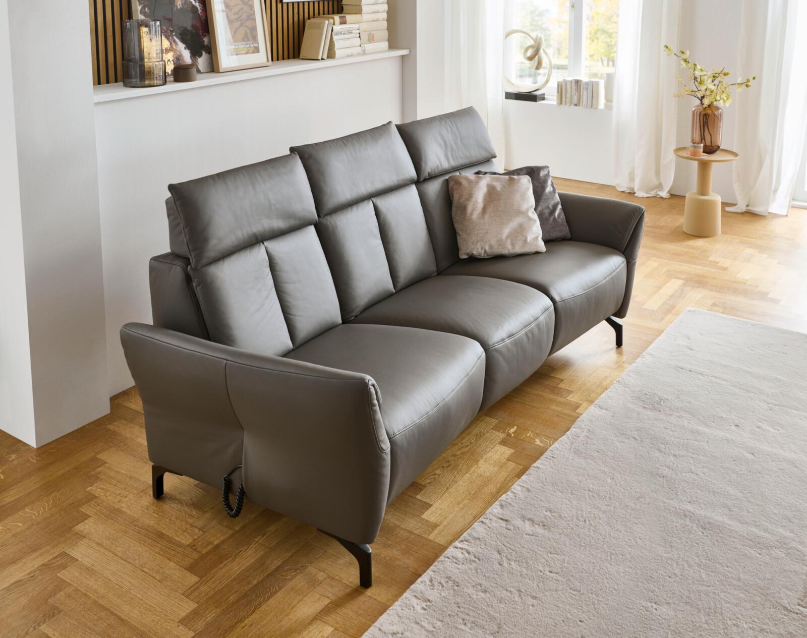 Polsteria Rundsofa LOLA in Leder Punch elephant