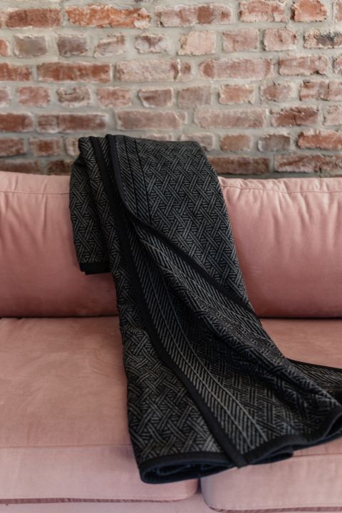 Ibena Jacquard-Decke TEMI 150x200cm in Farbe schwarz/anthrazit