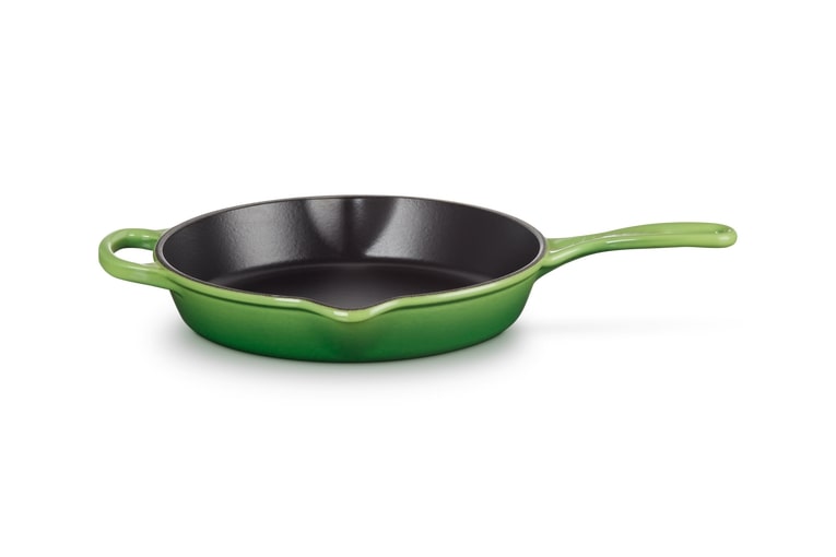 Le Creuset Brat-u. Servierpfanne Sig 26cm in Farbe Bamboo Green Le Creuset Brat-U.servierpfanne Sig 26cm Bamboo Green Hoch