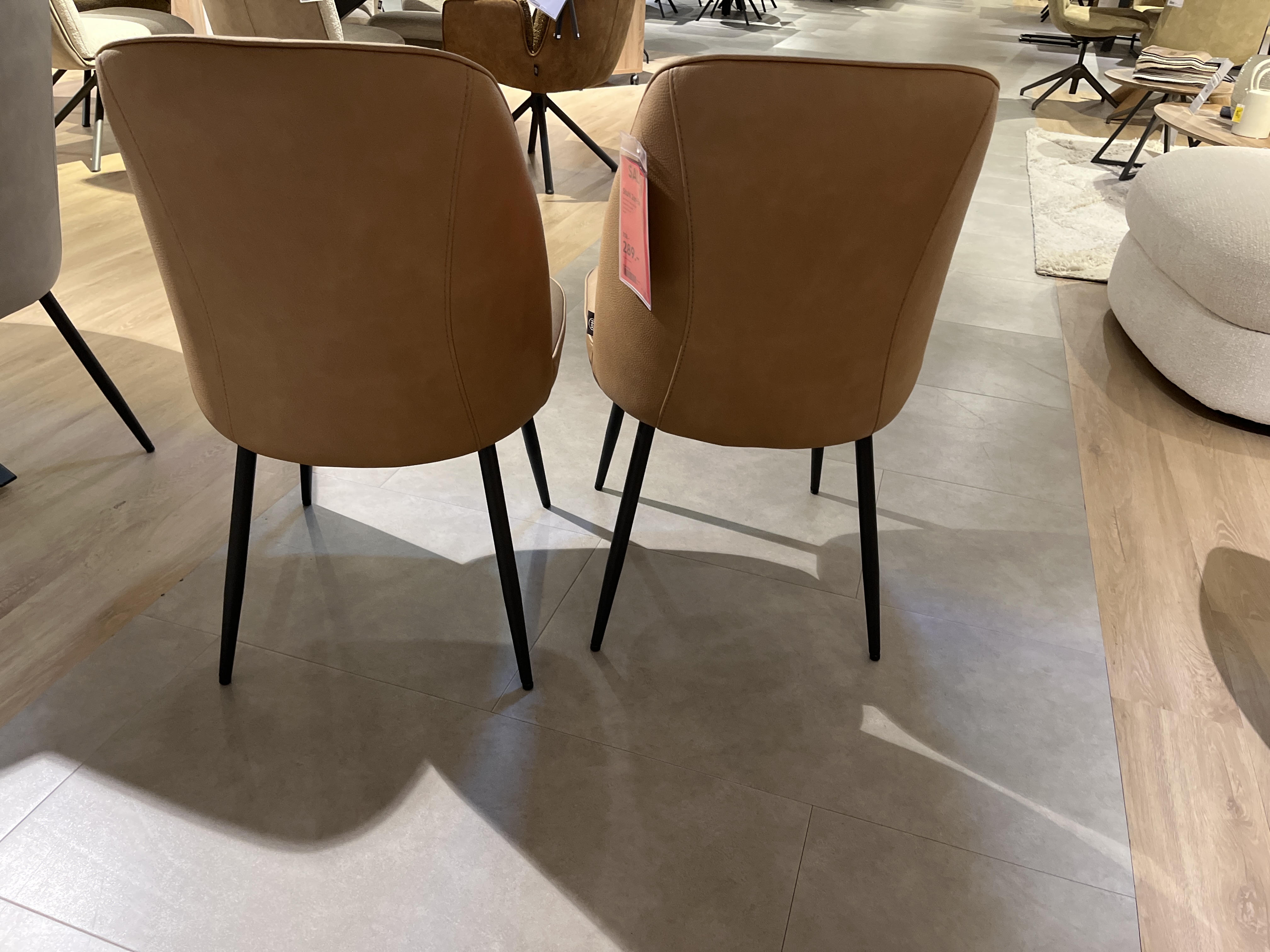 Henders & Hazel Stuhl 2er-Set LEO in Stoff Mikrof. Pala ockergelb, Polsterstuhl, braunes Kunstleder, schwarze Metallbeine, gepolsterte Rückenlehne