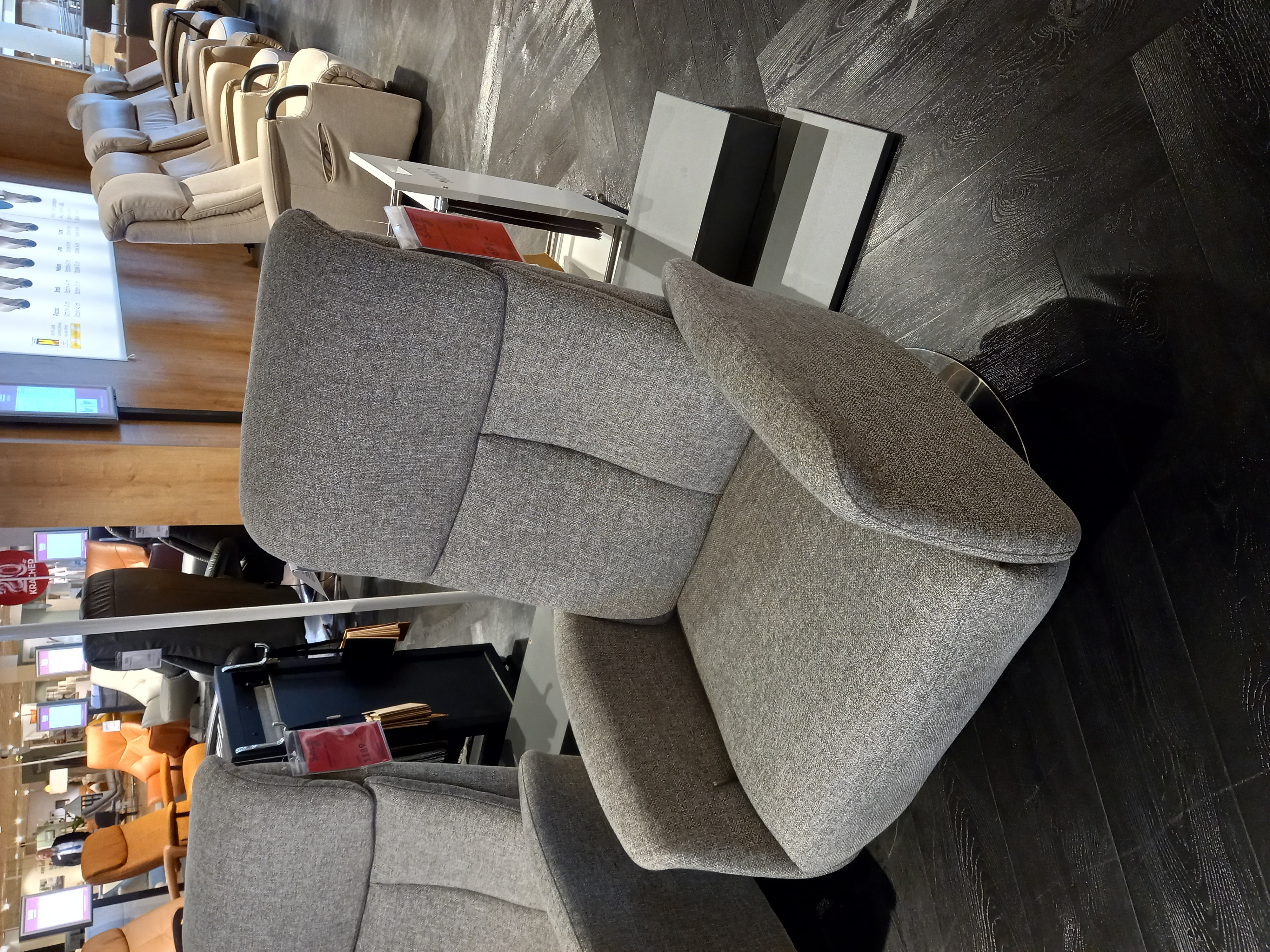 Knudsen Relaxsessel klein SUPERIOR in Stoff Montana stone