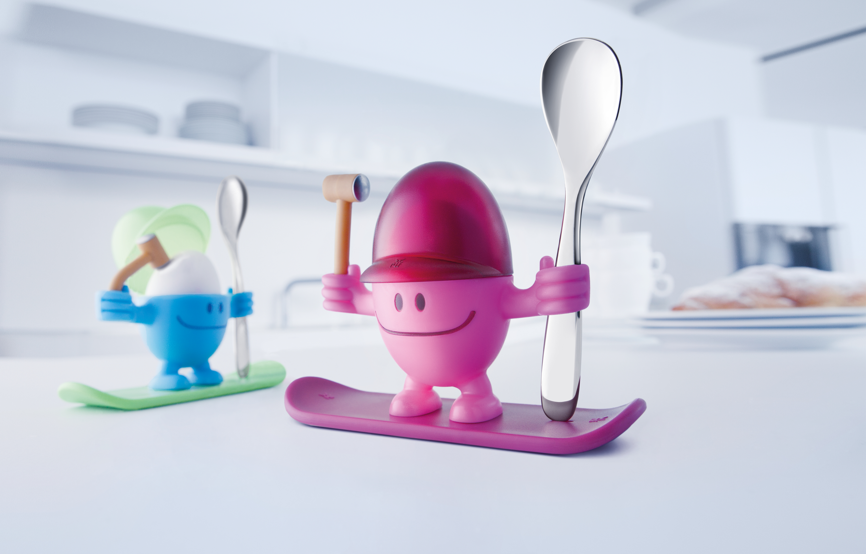 WMF Eierbecher McEgg mit Löffel, Pink in pink WMF Eierbecher McEgg mit Löffel, Pink in pink