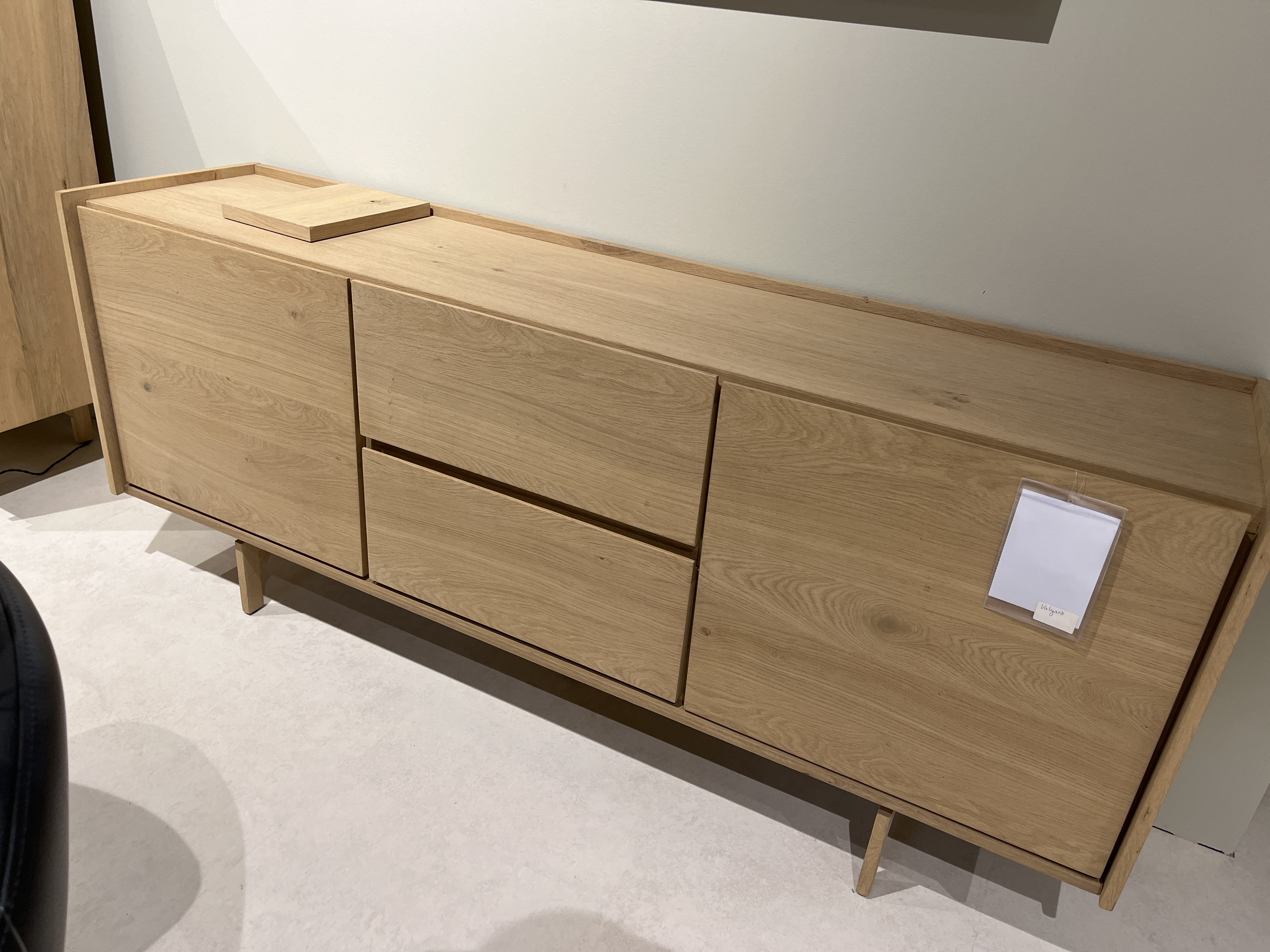 XOOON Sideboard 190cm 2t+2l Valgard VALGARD 52221-NSA, Sideboard, Eiche, Naturholz, Schranktüren, Schubladen