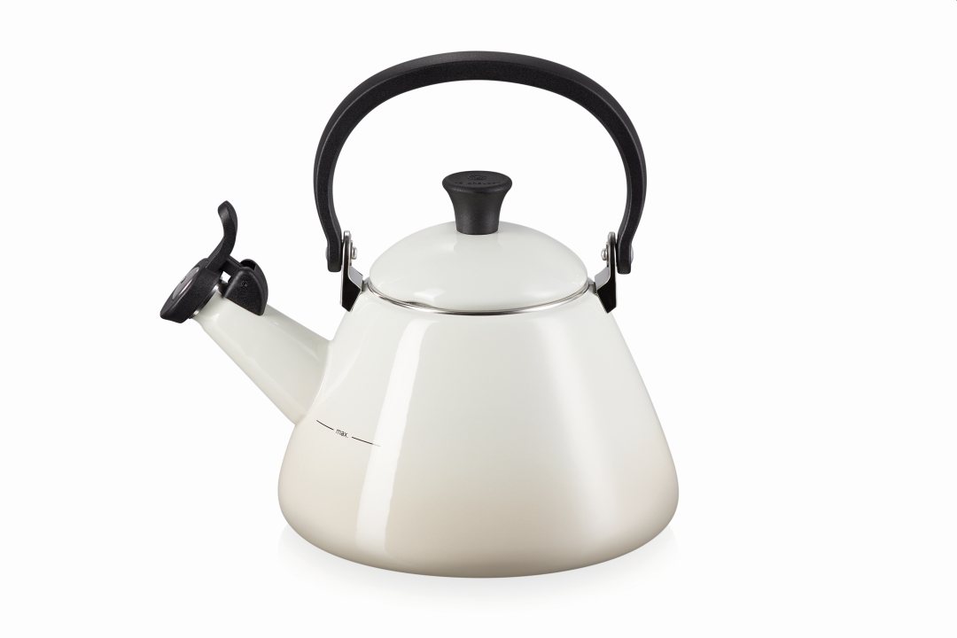 Le Creuset Wasserkessel Kone in Farbe Meringue Le Creuset Wasserkessel ca. 19,8x25,2cm Meringue