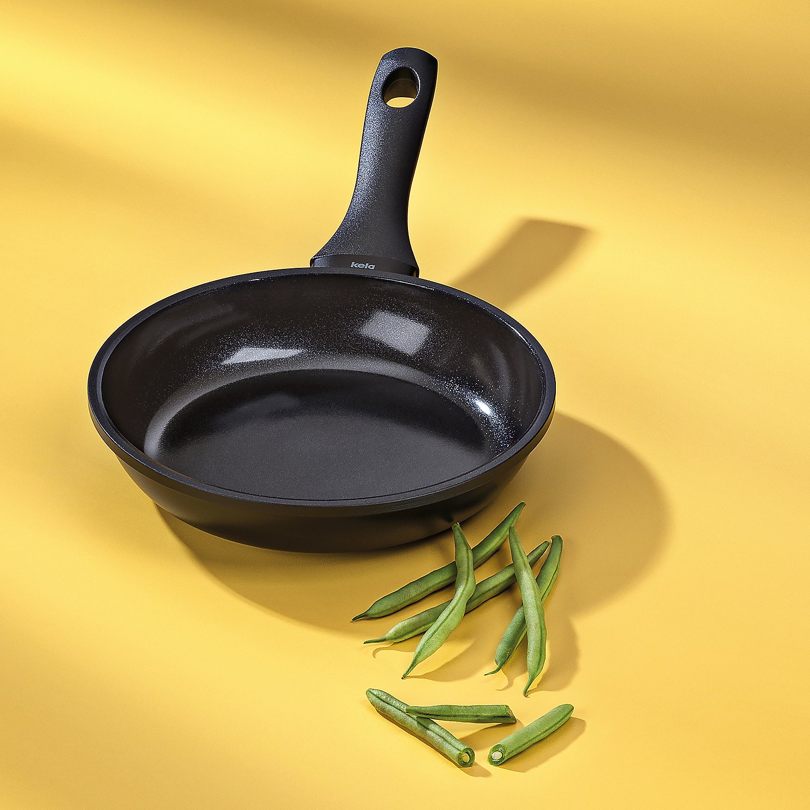 Kela Bratpfanne ATURA in Farbe schwarz, pfanne, antihaftbeschichtete pfanne, grillpfanne, kochequipment, küchenutensil