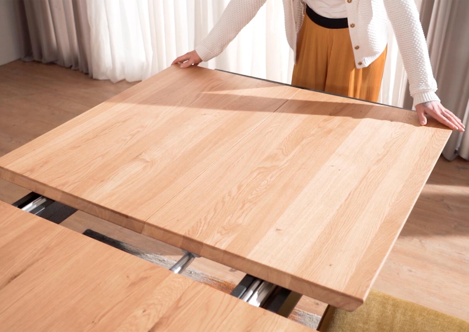 Ausziehtisch ca.160(245) x 100 cm in Wildeiche massiv geölt