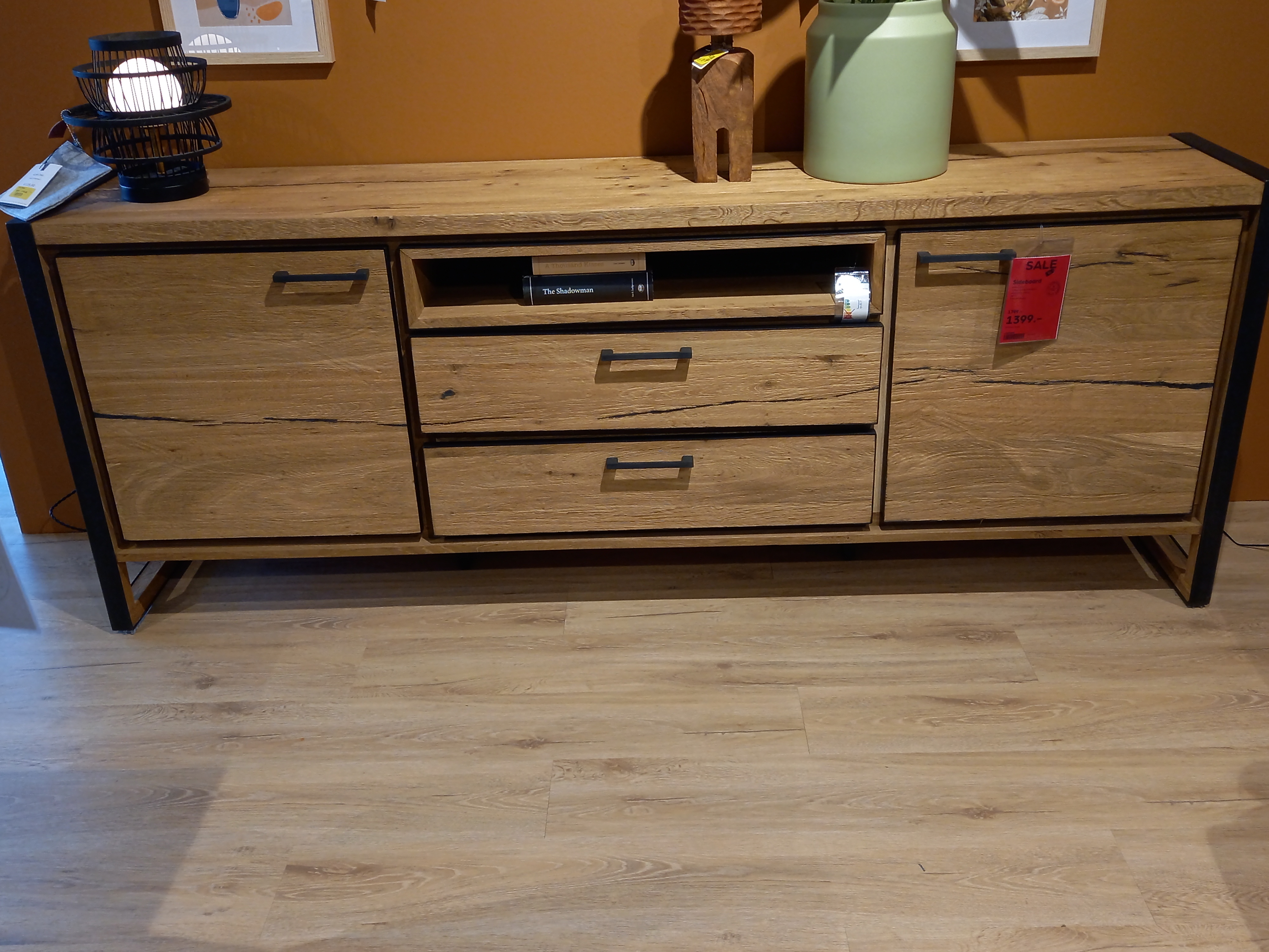 Henders & Hazel Sideboard Metalo in Railway brown, Sideboard, Holzoptik, Eichefarben, Schwarzes Metallgestell, Schubladen und Türen