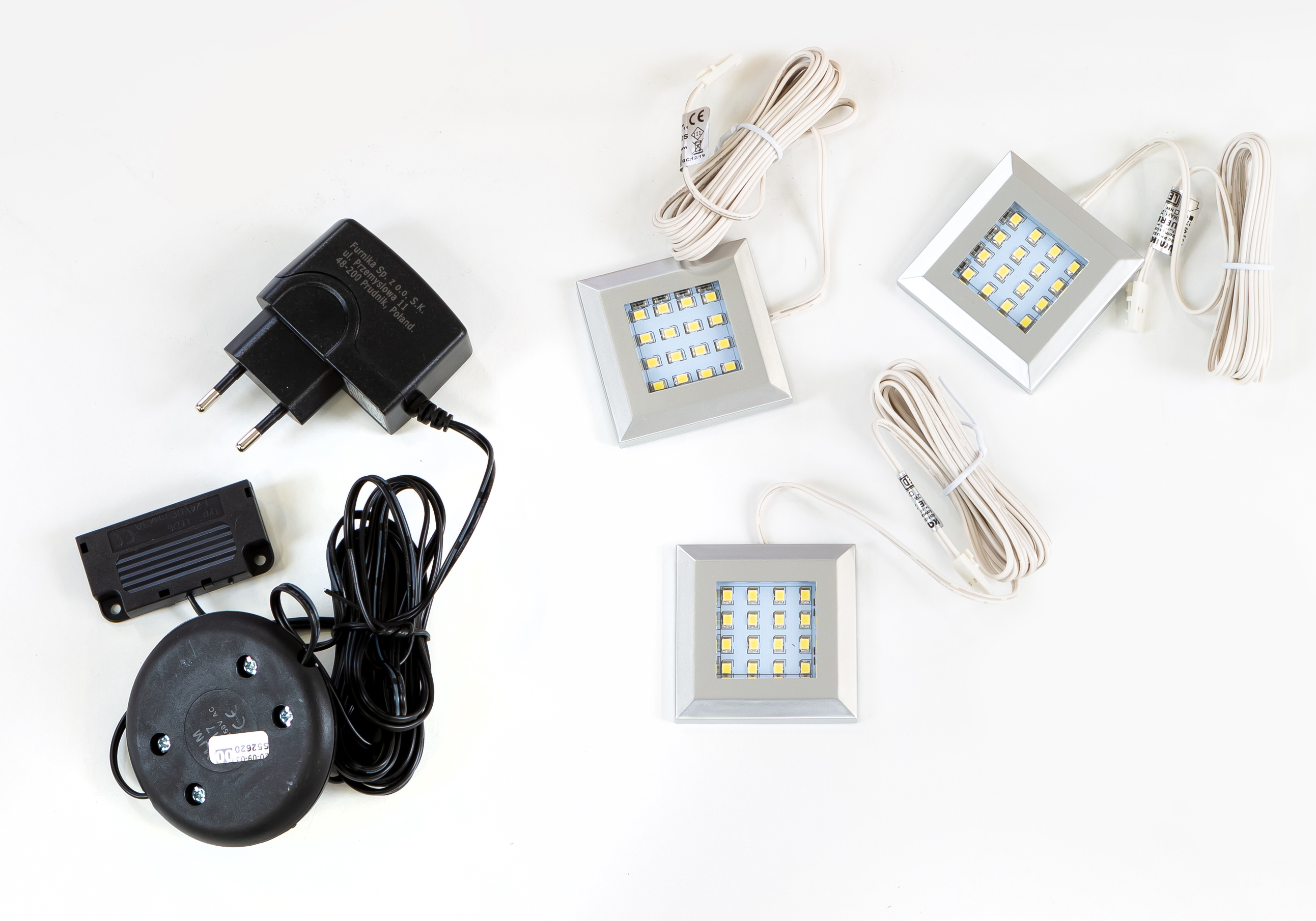 Forte LED-Beleuchtung in 3-Punkt Forte LED-Beleuchtung in 3-Punkt