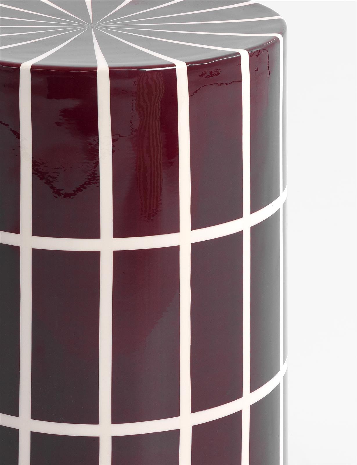 COCO MAISON Skye beistelltisch h45cm , kachel, tischplatte, keramik, maroon, geometrisch