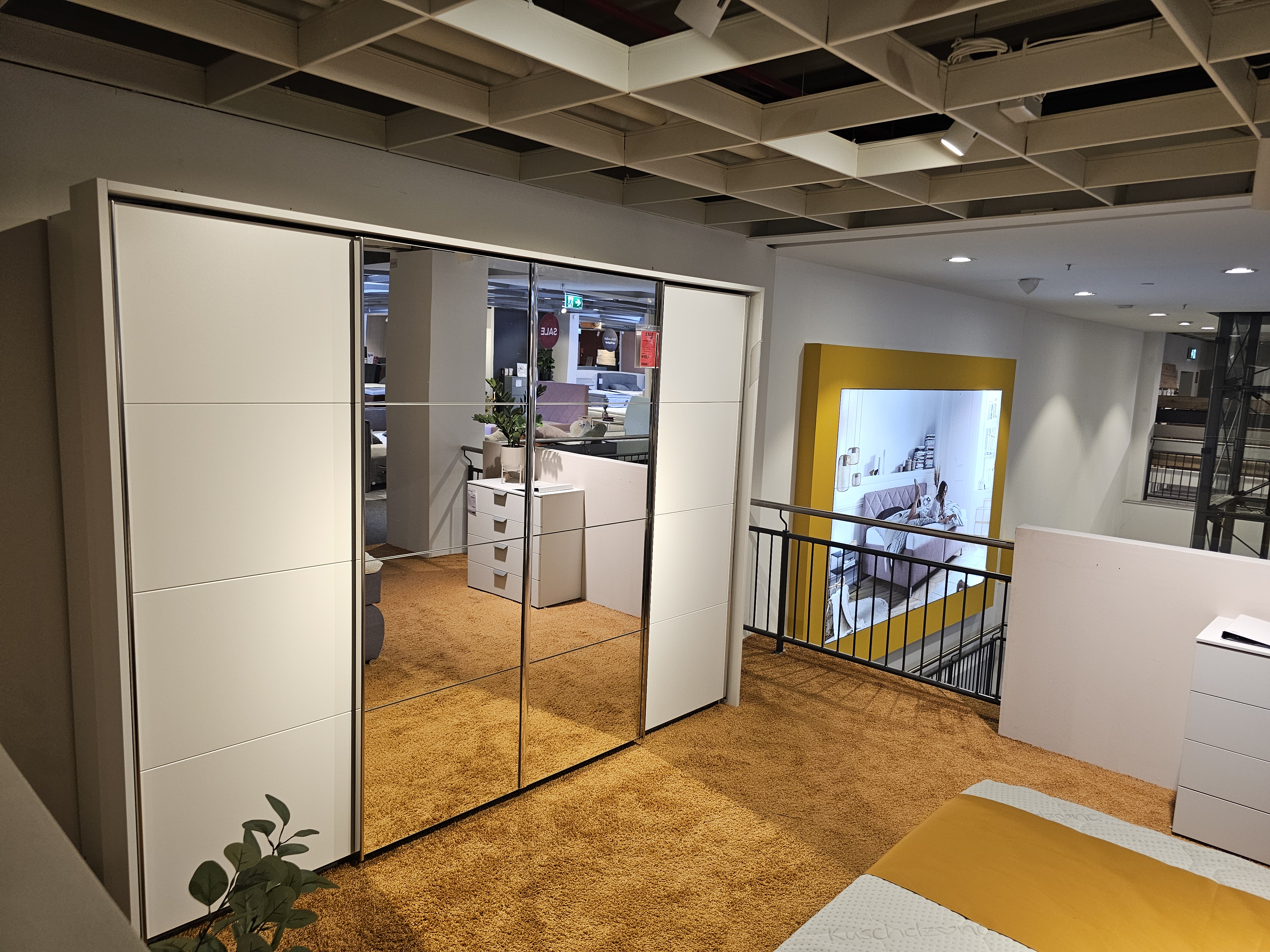 Rauch Möbelwerke Schwebetürenschrank SYNCHRO-C in Farbe Alpinweiß, Schlafzimmer, Kleiderschrank, Spiegel-Schiebetür, Wohnzimmermöbel, Garderobe