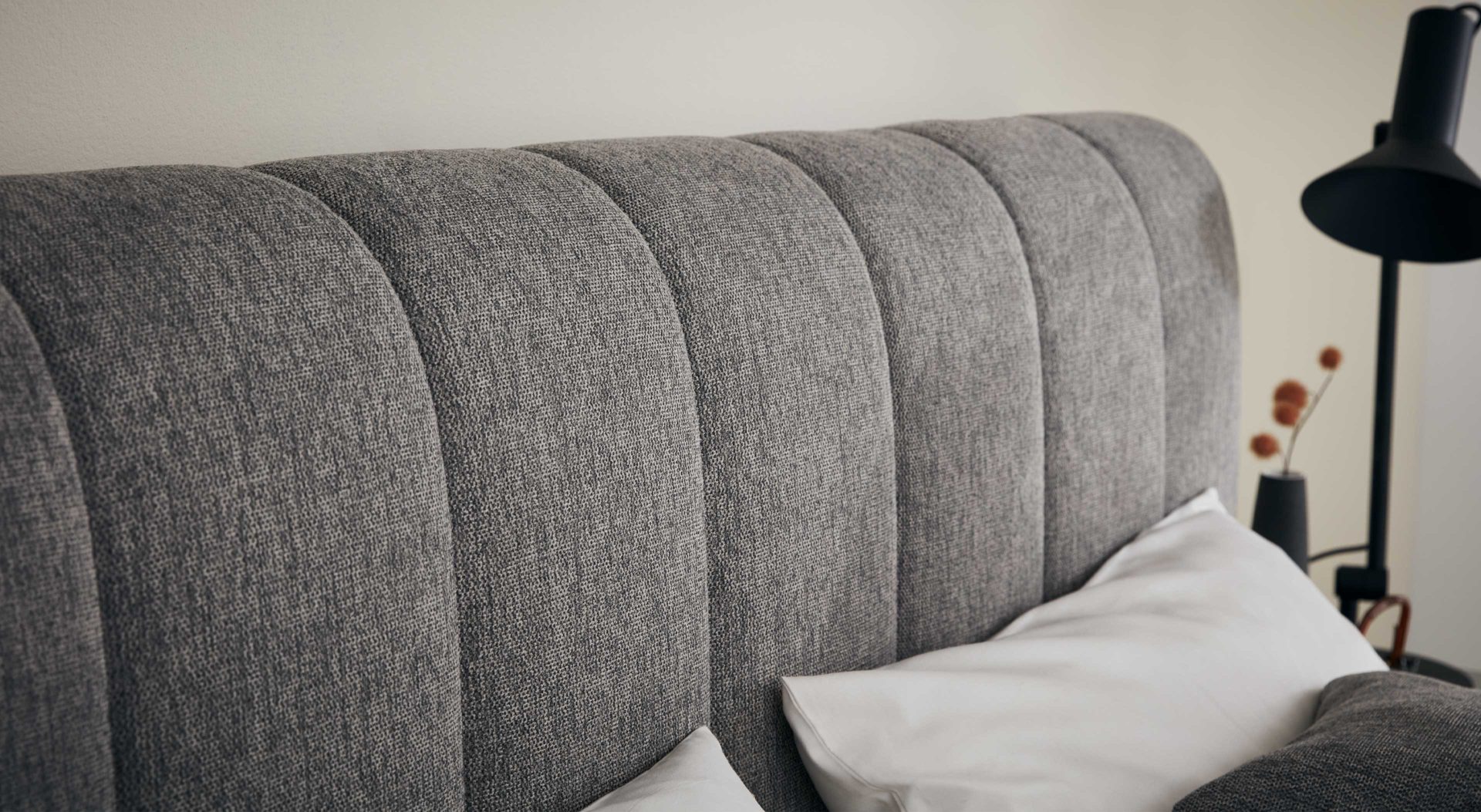 Oschmann Comfortbetten Polsterbett MESSINA ca. 180x200cm in Farbe Brego grau Oschmann Comfortbetten Polsterbett MESSINA ca. 180x200cm in Farbe Brego grau, Couch, Kissen, Dekoration für Zuhause, Innenarchitektur, Kopfkissen